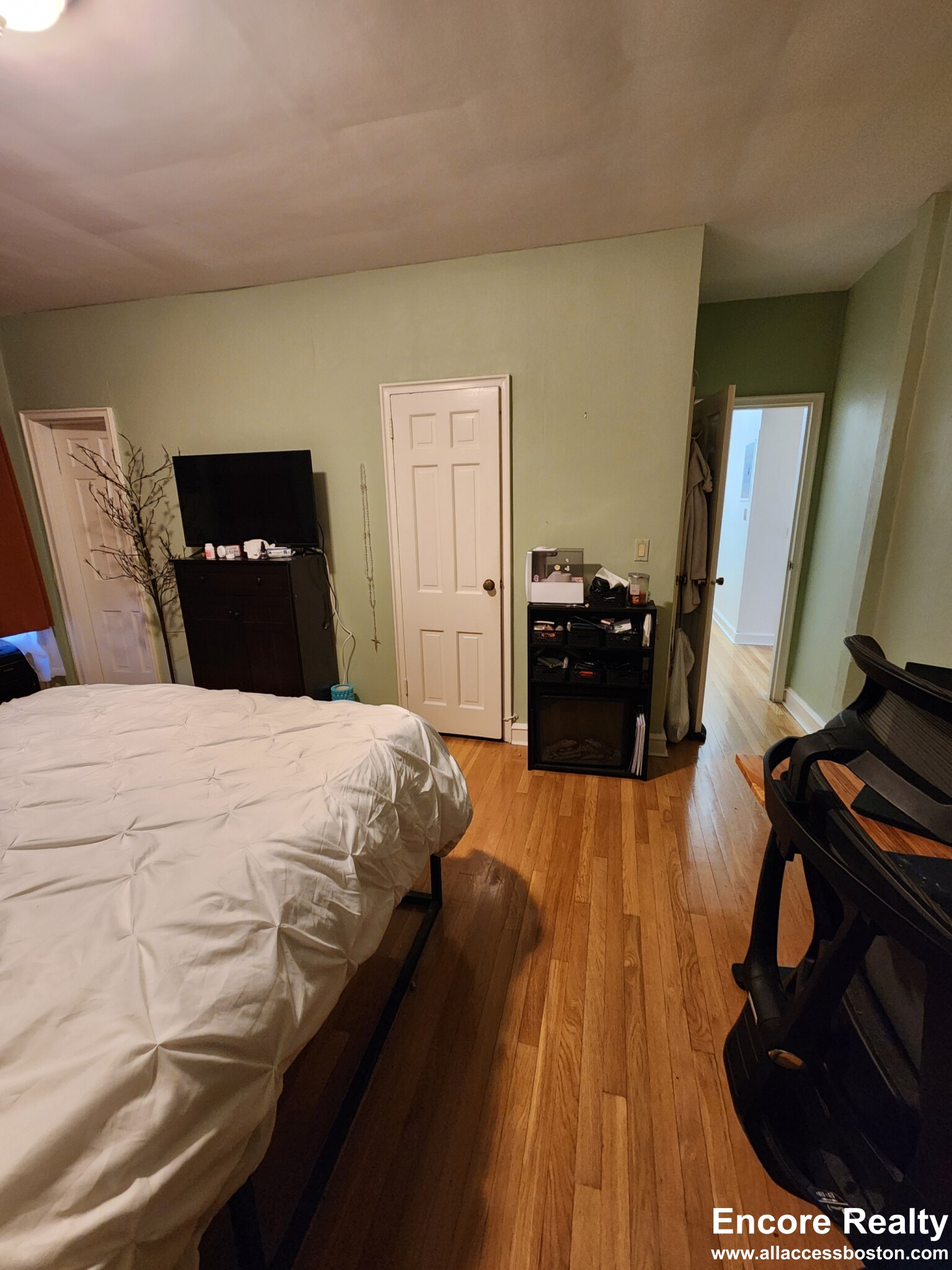 89 Longwood Ave, Coolidge Corner