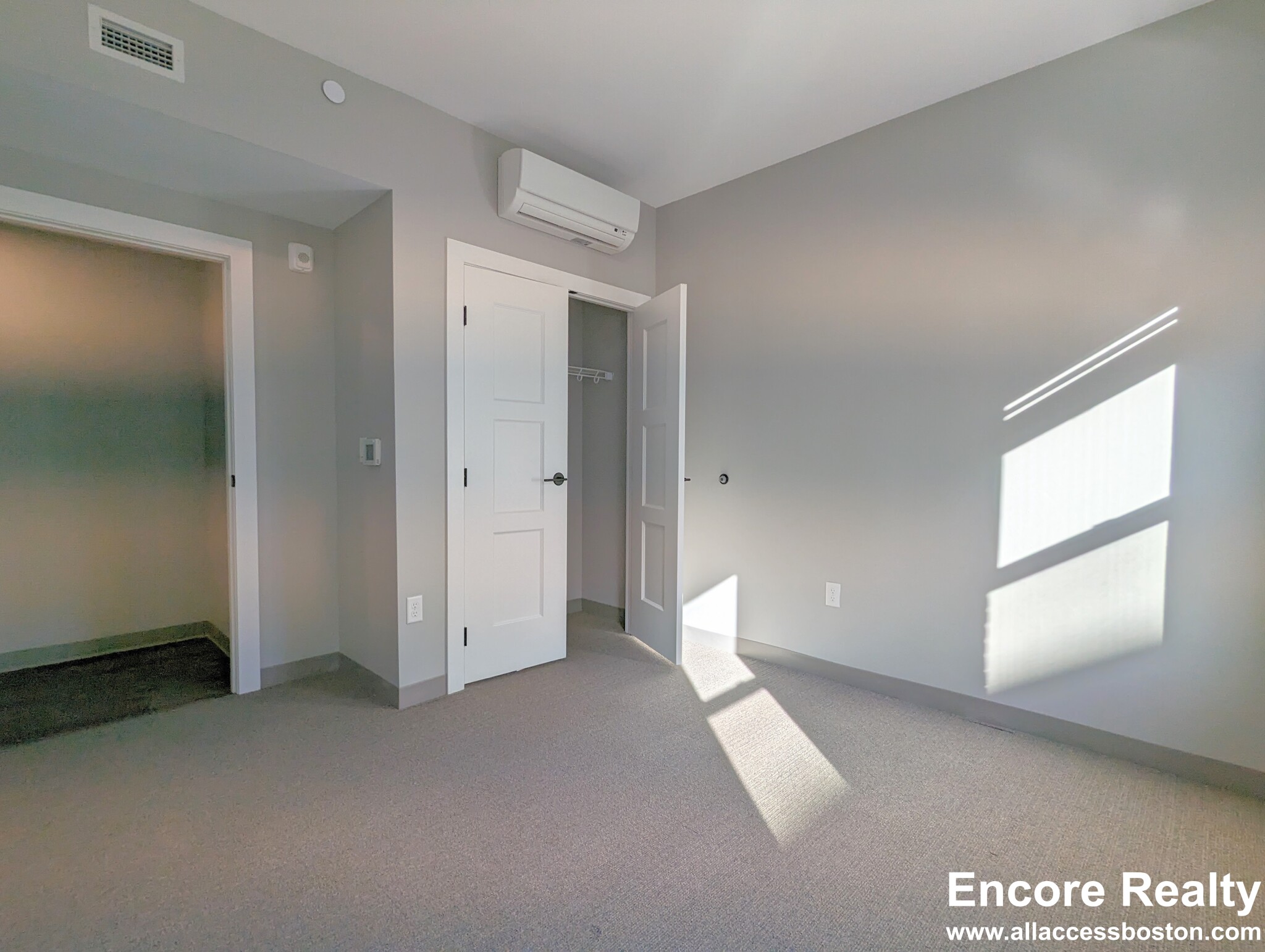 100 Hemenway St, Fenway