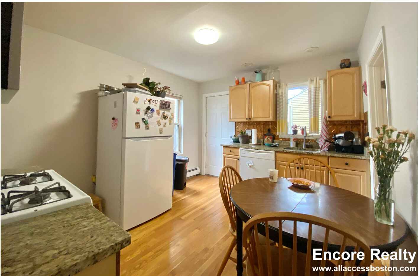 13 Carpenter St, South Boston