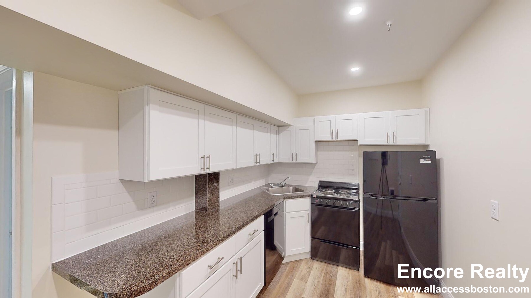 1632 Commonwealth Ave, Brighton