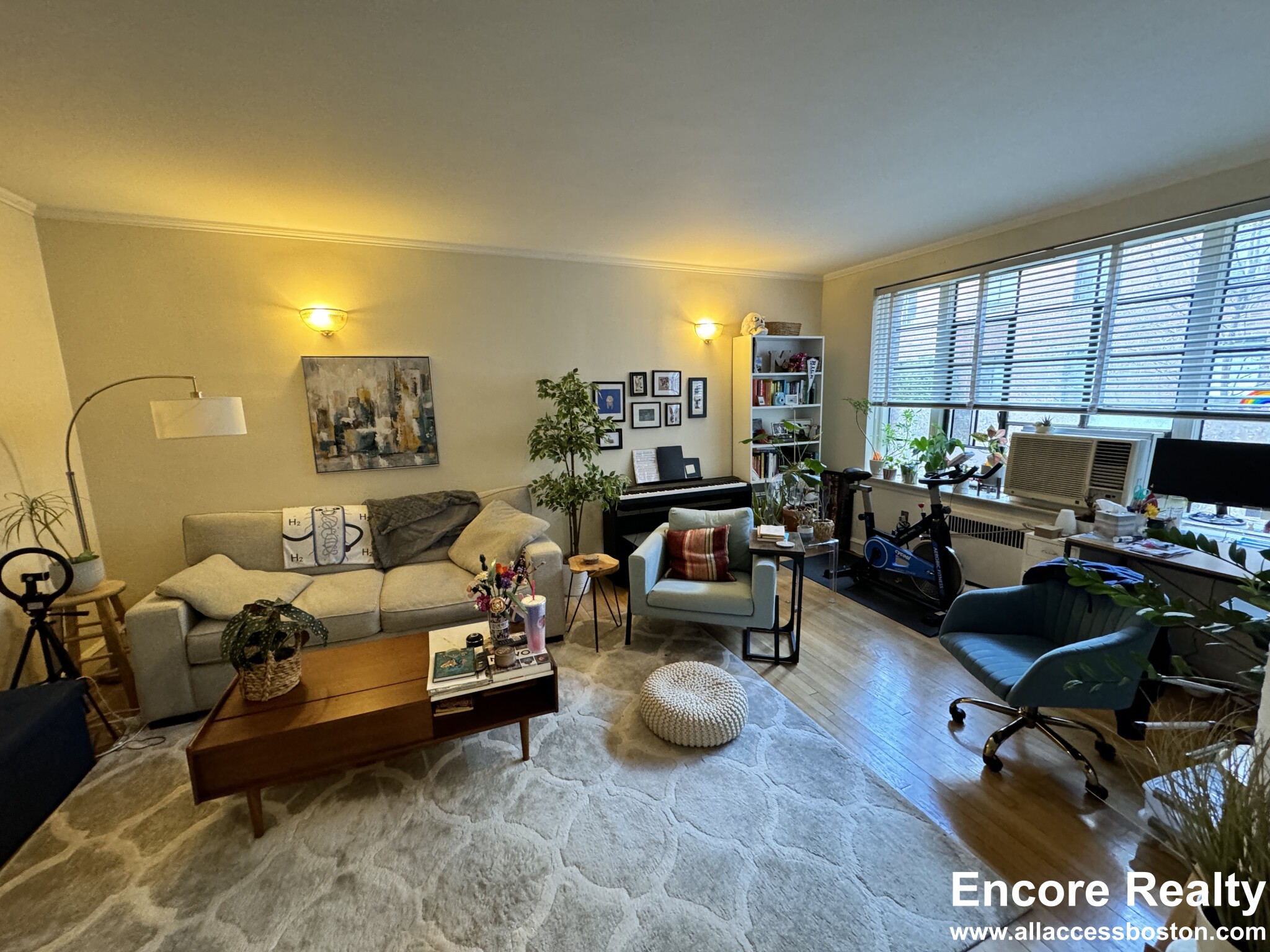 91 Longwood Ave, Coolidge Corner