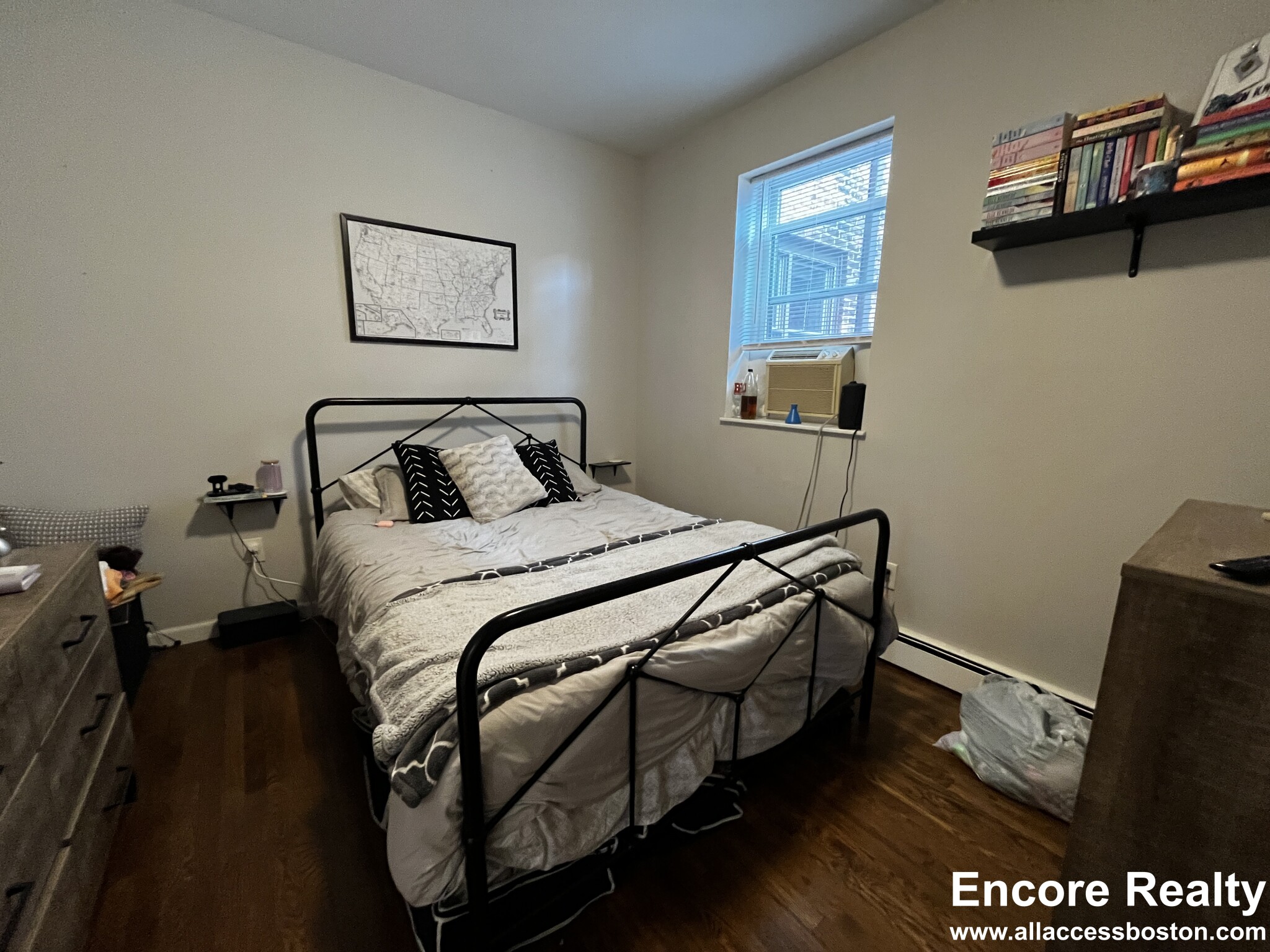 15 Stearns Rd, Coolidge Corner