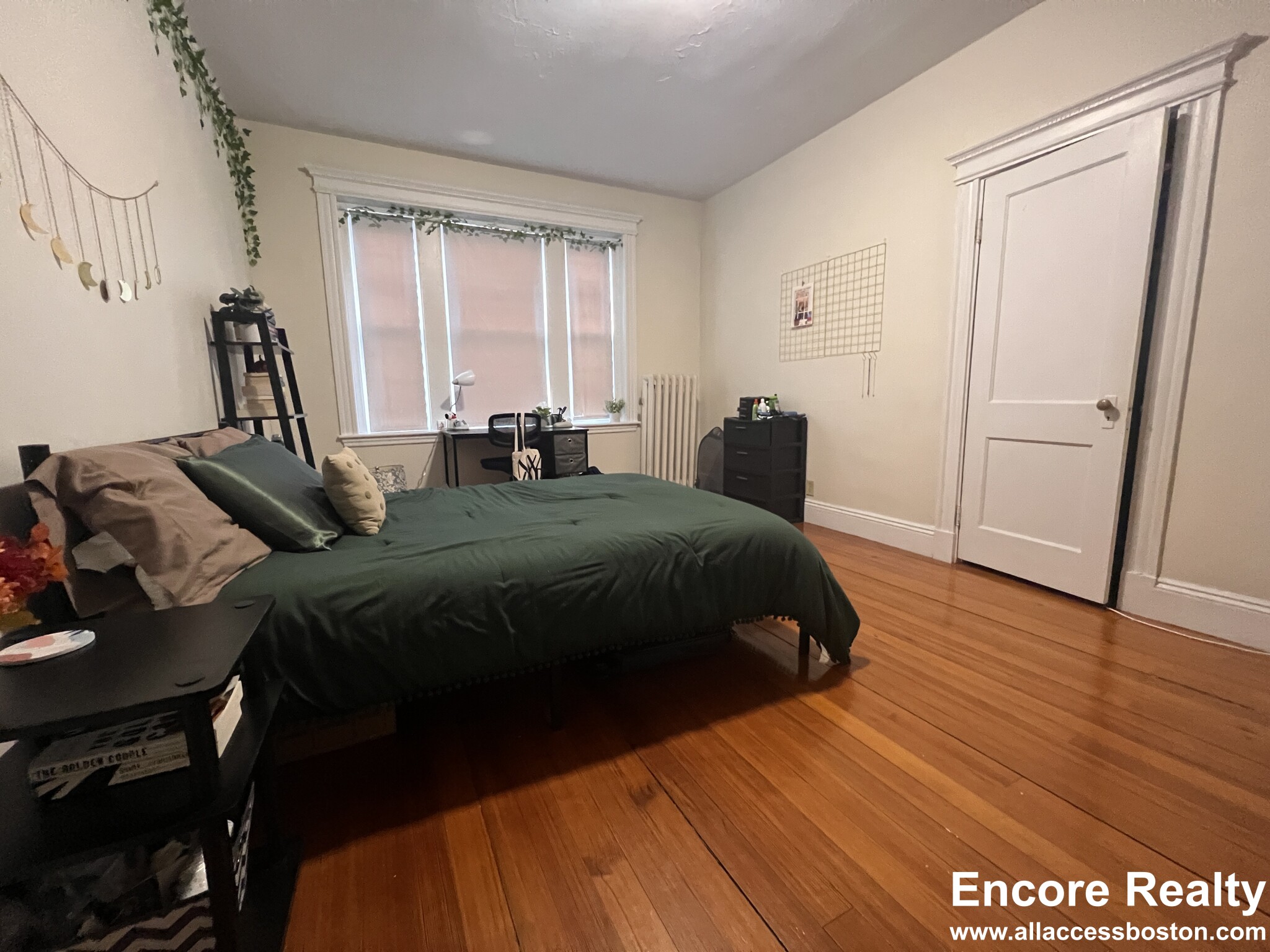 1788 Beacon St, Brookline