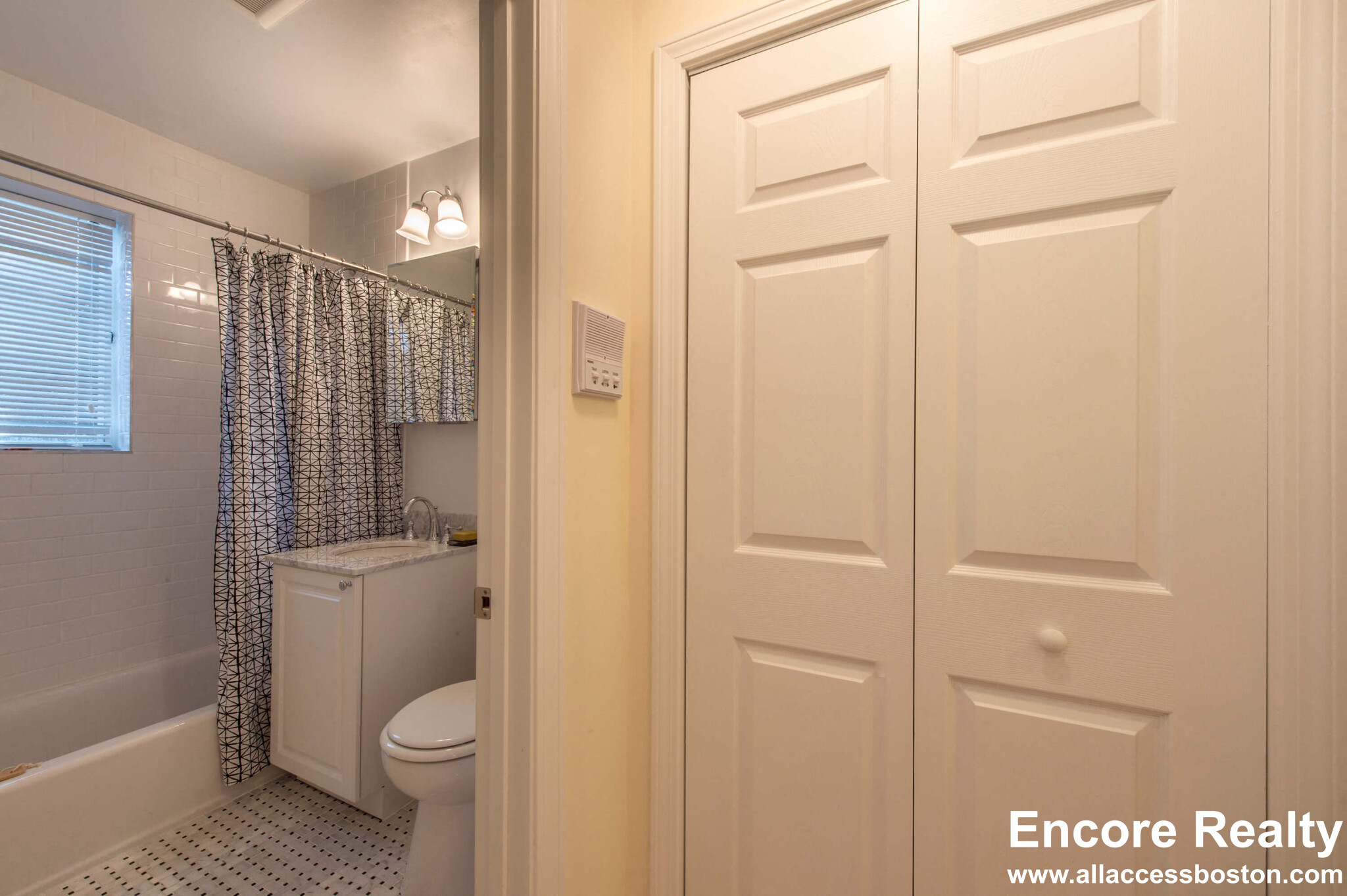 70 Saint Paul St, Coolidge Corner