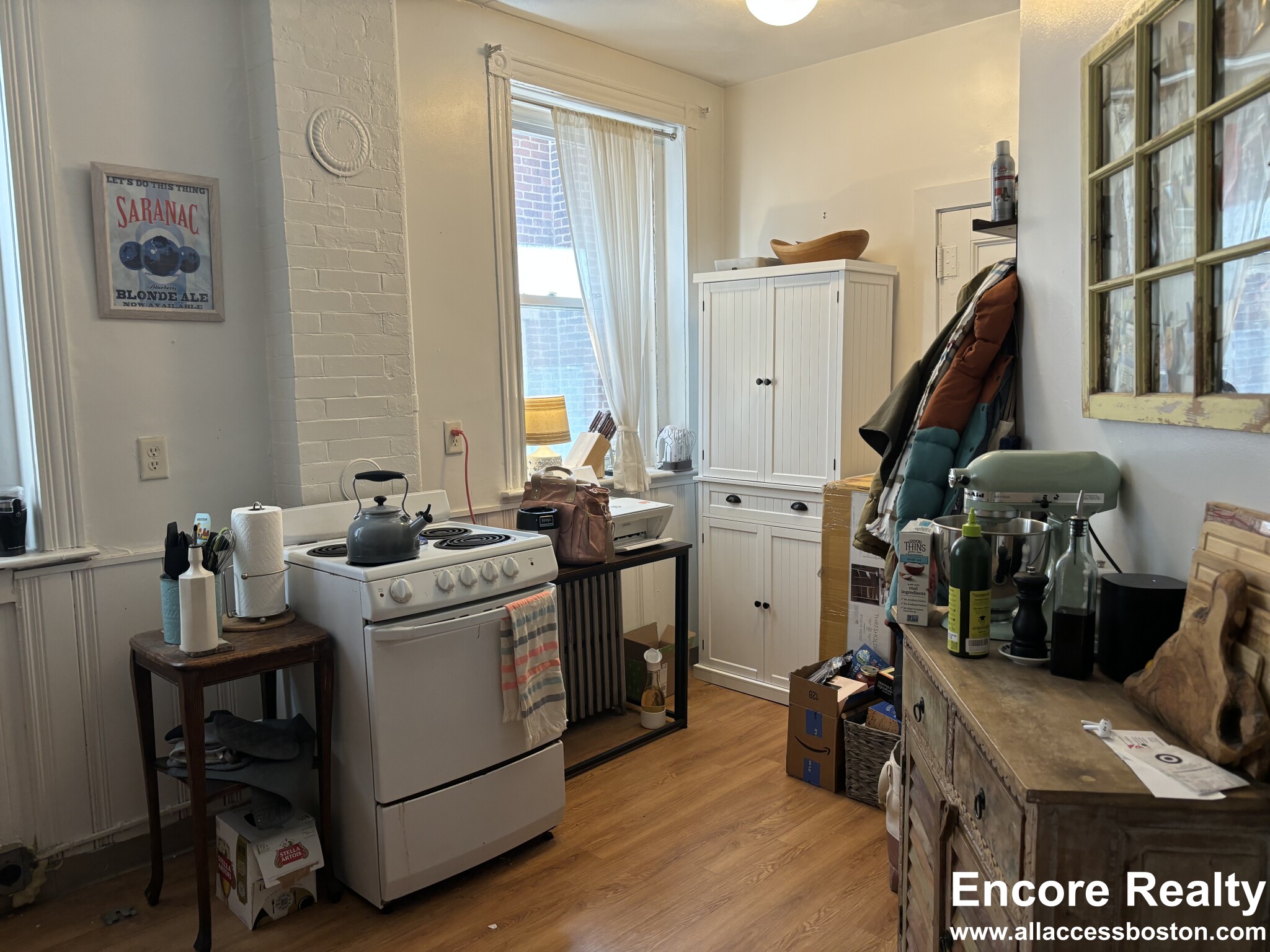 1595 Beacon St, Brookline