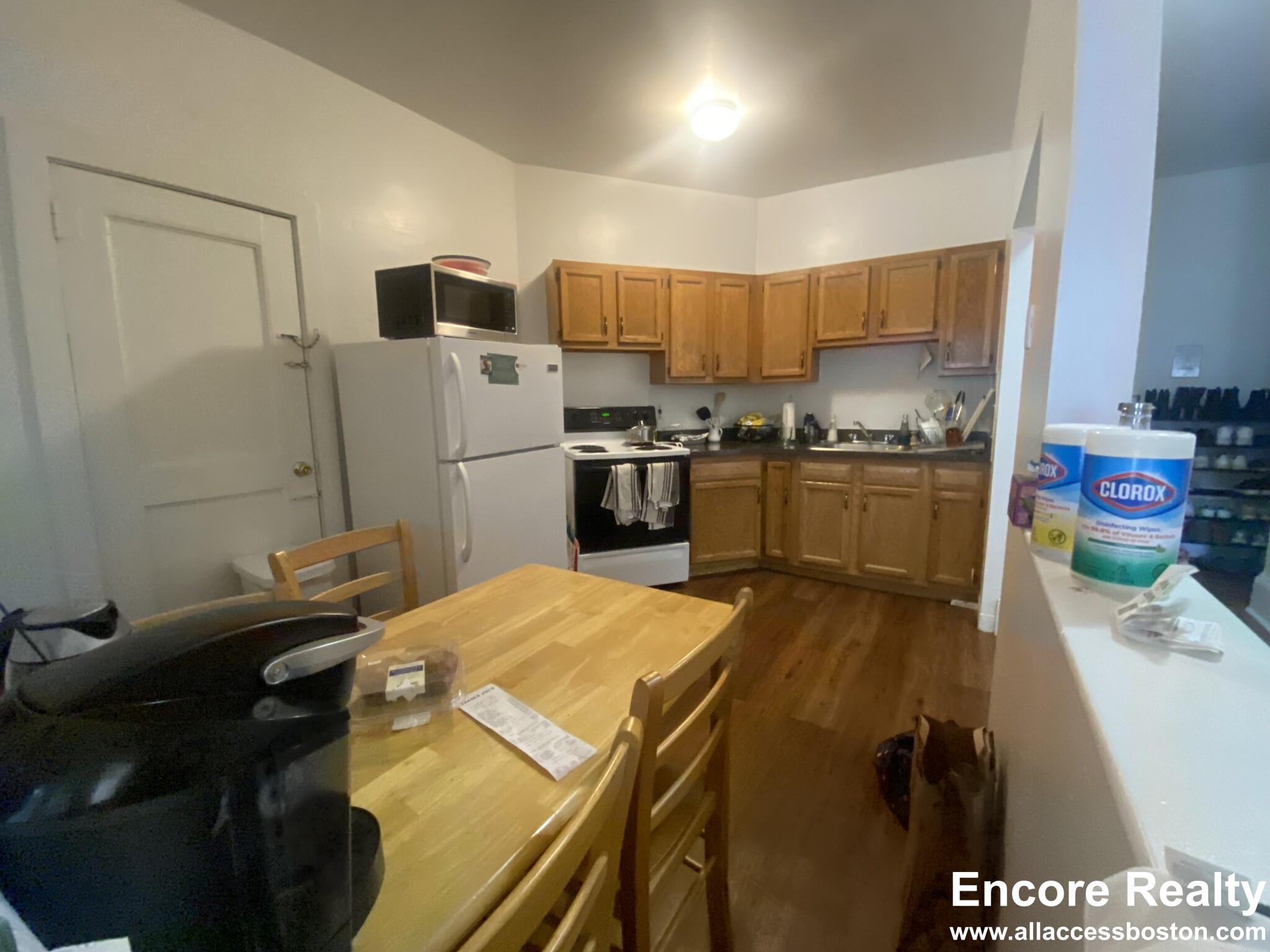 1589 Beacon St, Brookline