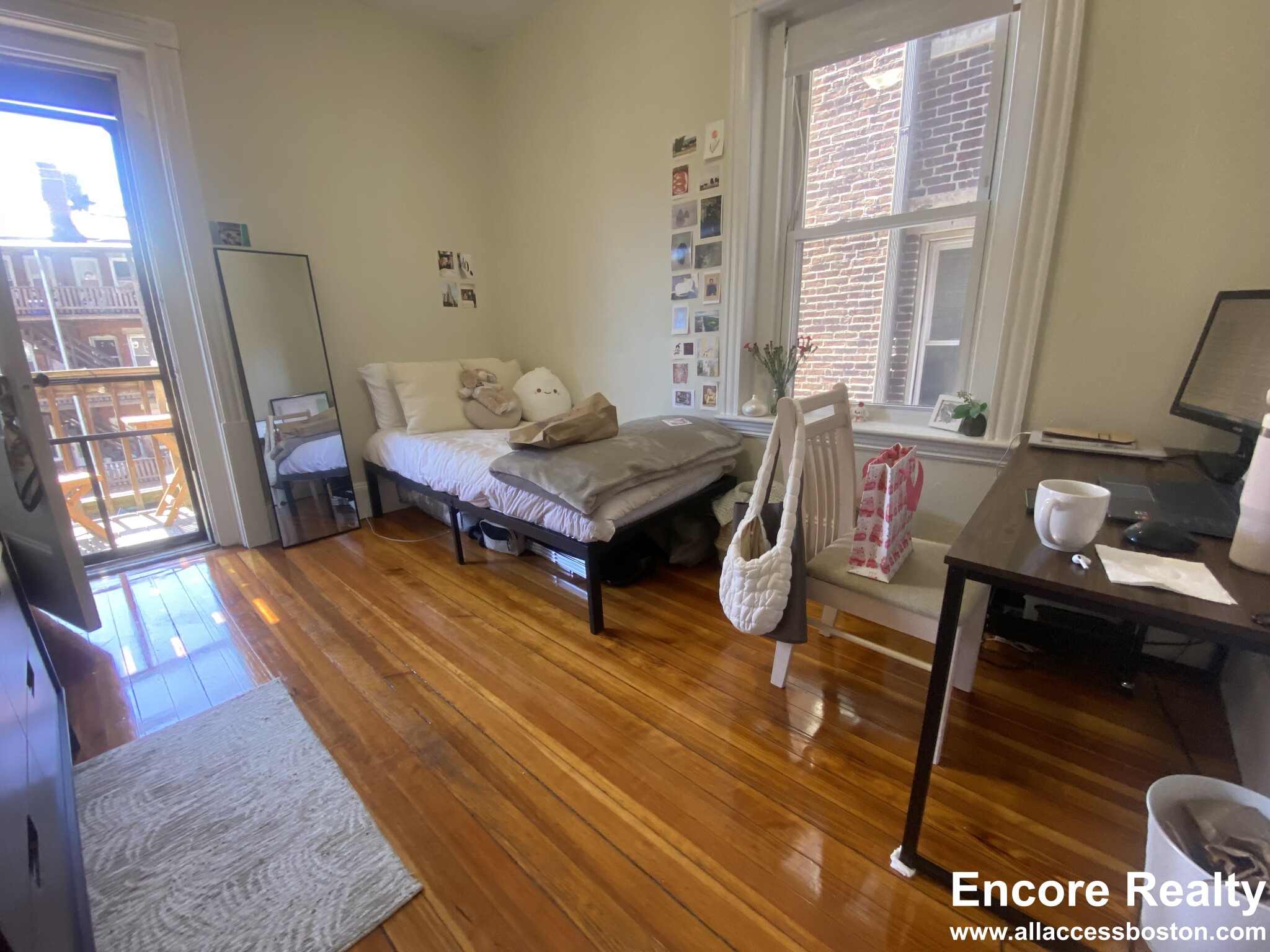 1589 Beacon St, Brookline