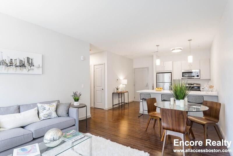 45 Marion St, Coolidge Corner