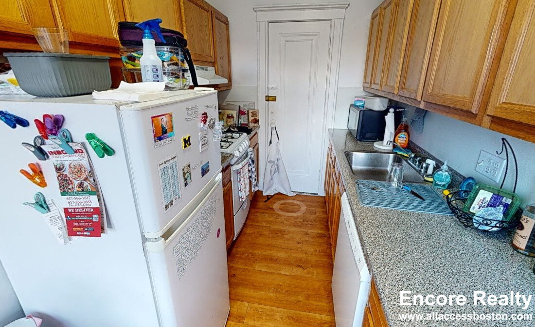 99 Brainerd Rd, Allston