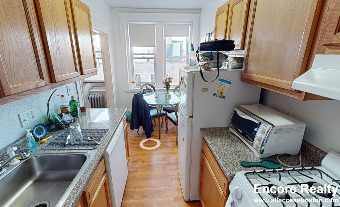 99 Brainerd Rd, Allston