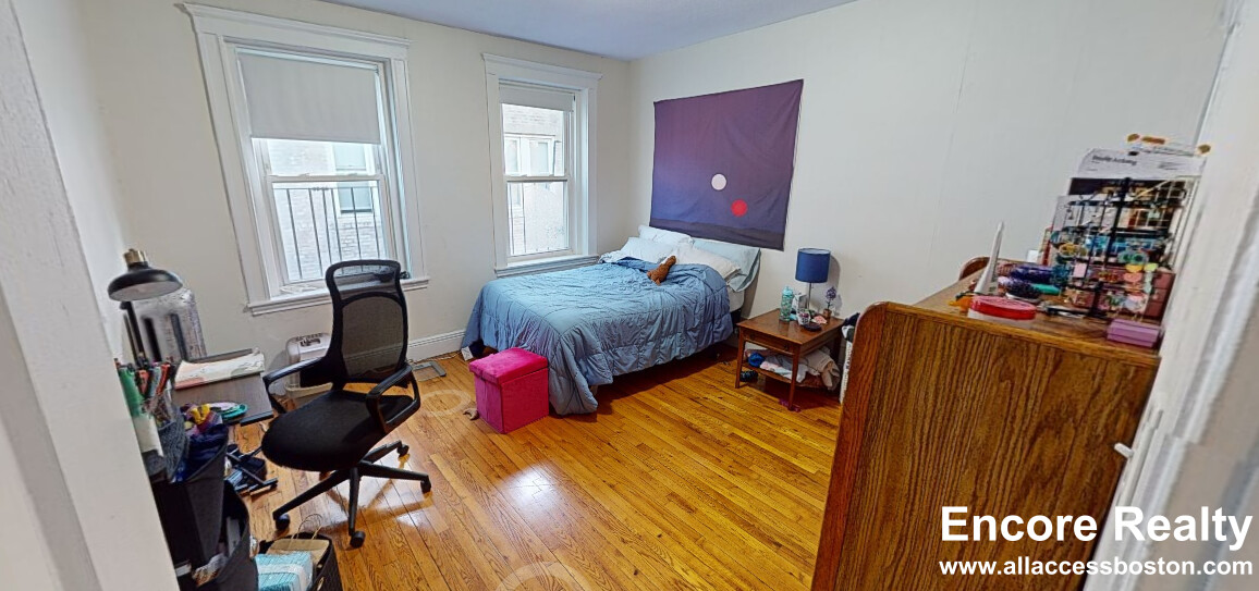 99 Brainerd Rd, Allston