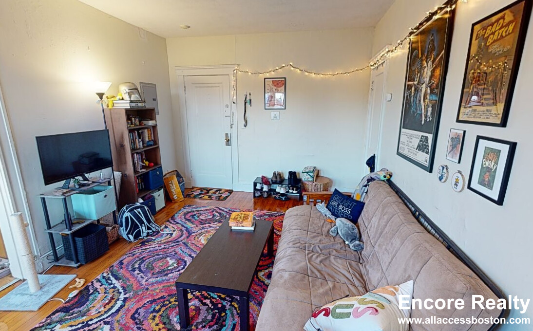 99 Brainerd Rd, Allston