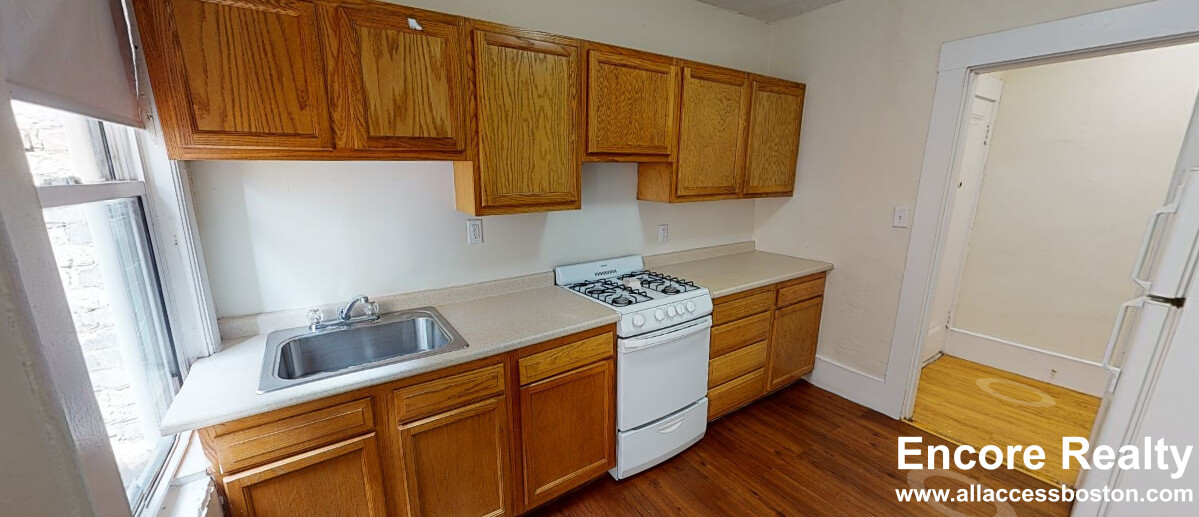 1626 Commonwealth Ave, Brighton