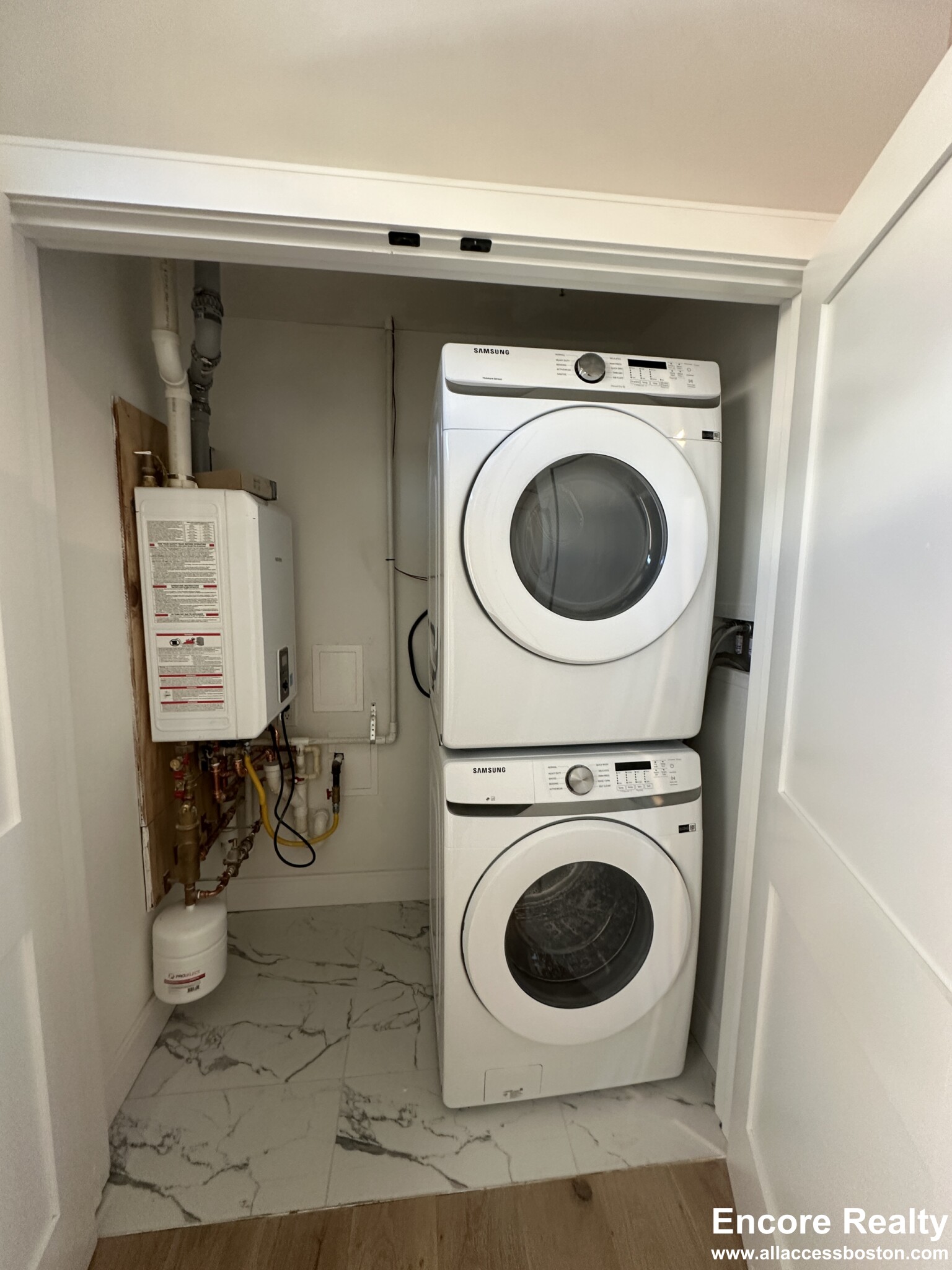 157 Everett St, Allston