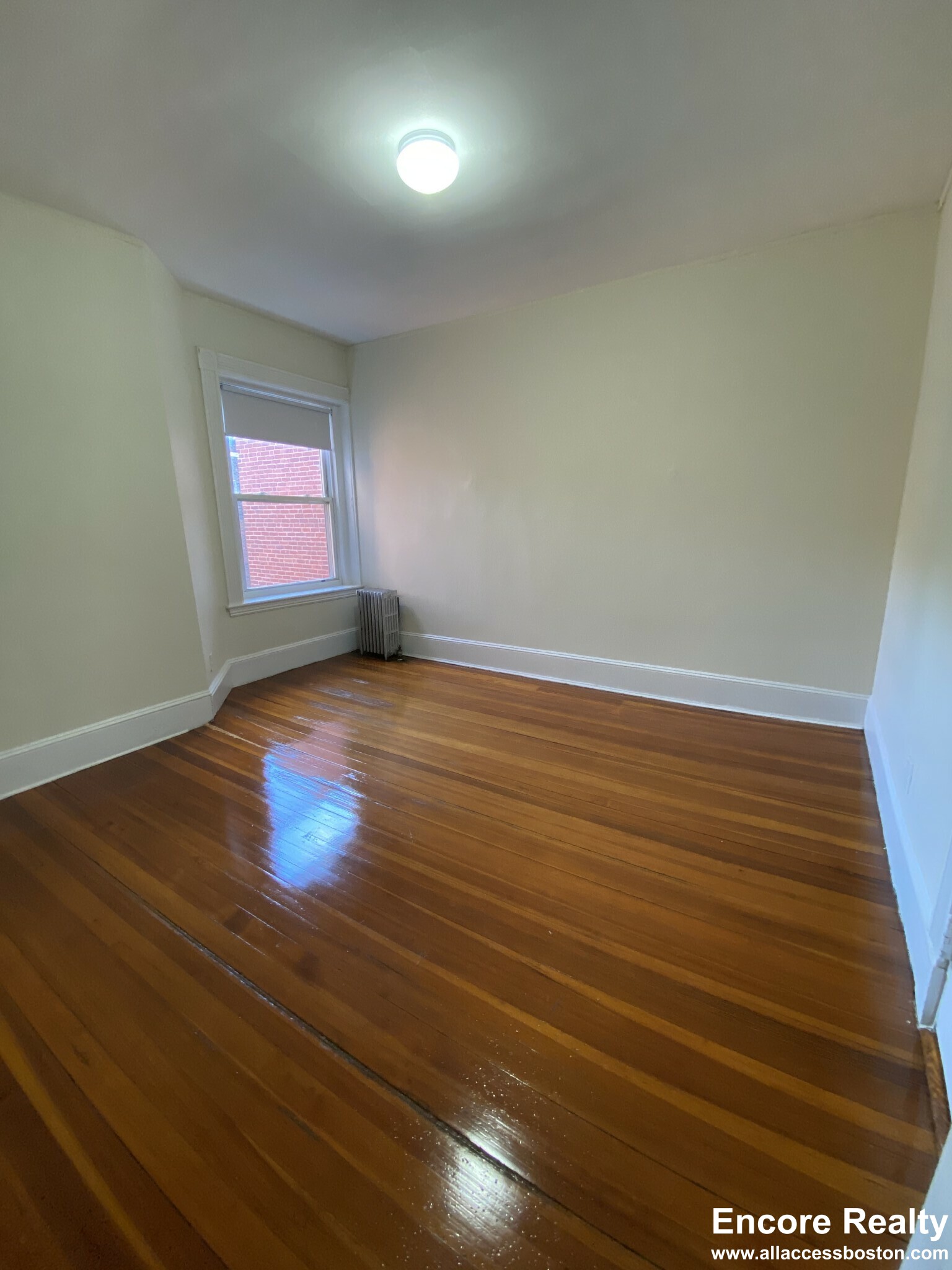 1595 Beacon St, Brookline