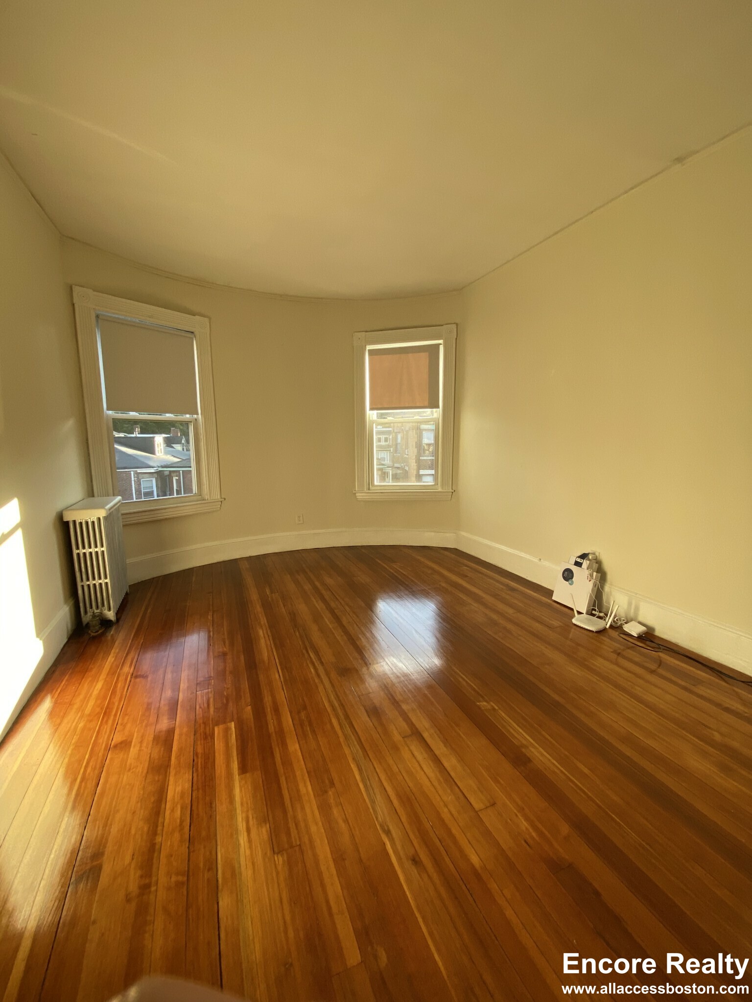 1595 Beacon St, Brookline