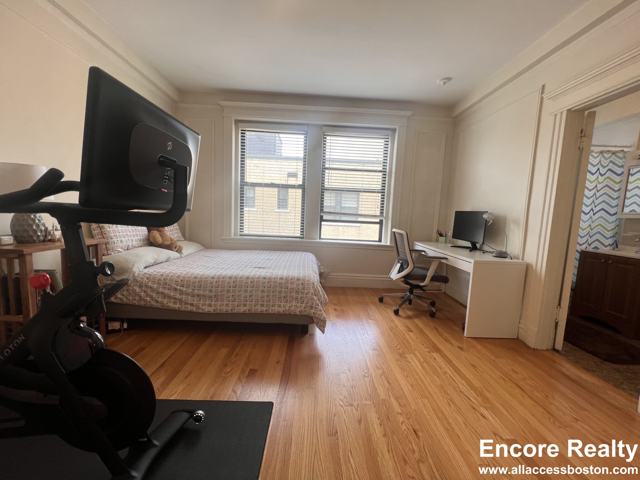 464 Commonwealth Ave, Fenway