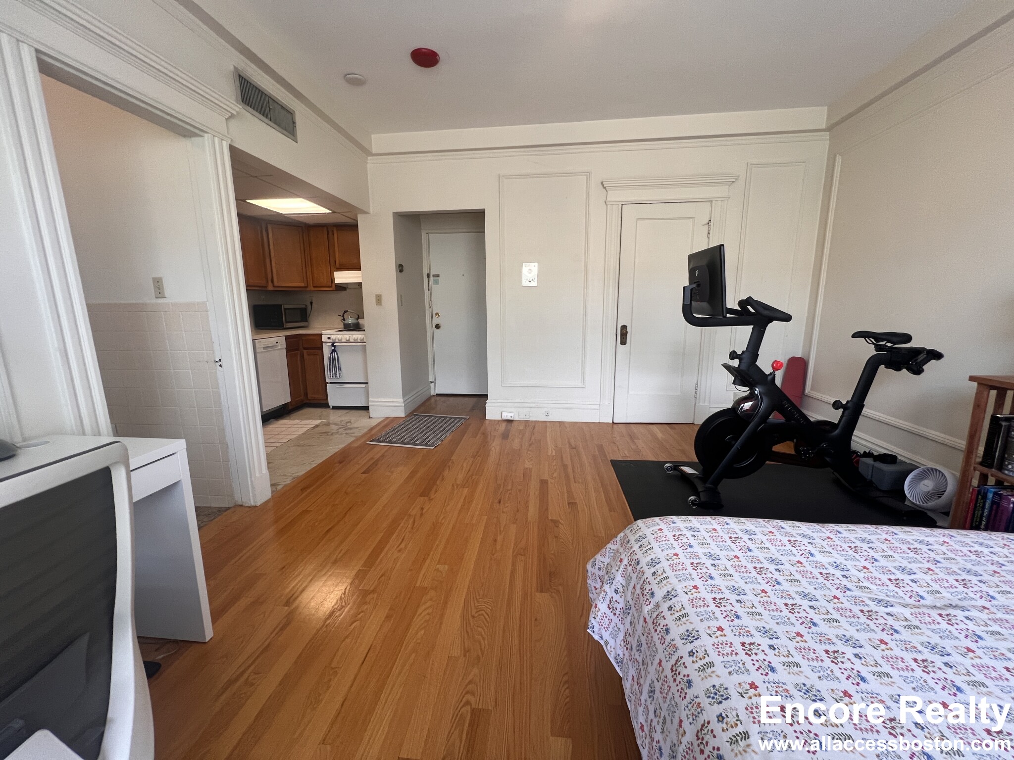 464 Commonwealth Ave, Fenway