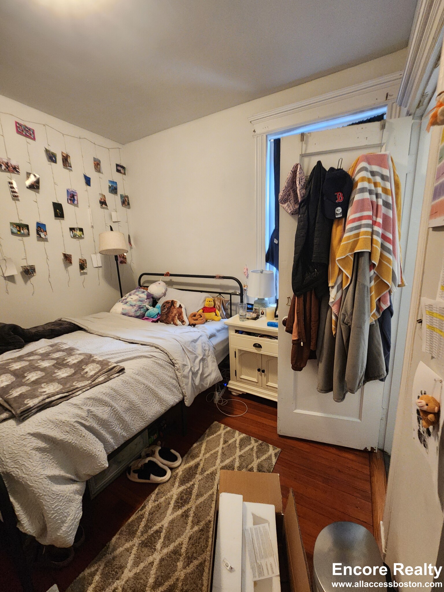 11 Stearns Rd, Coolidge Corner