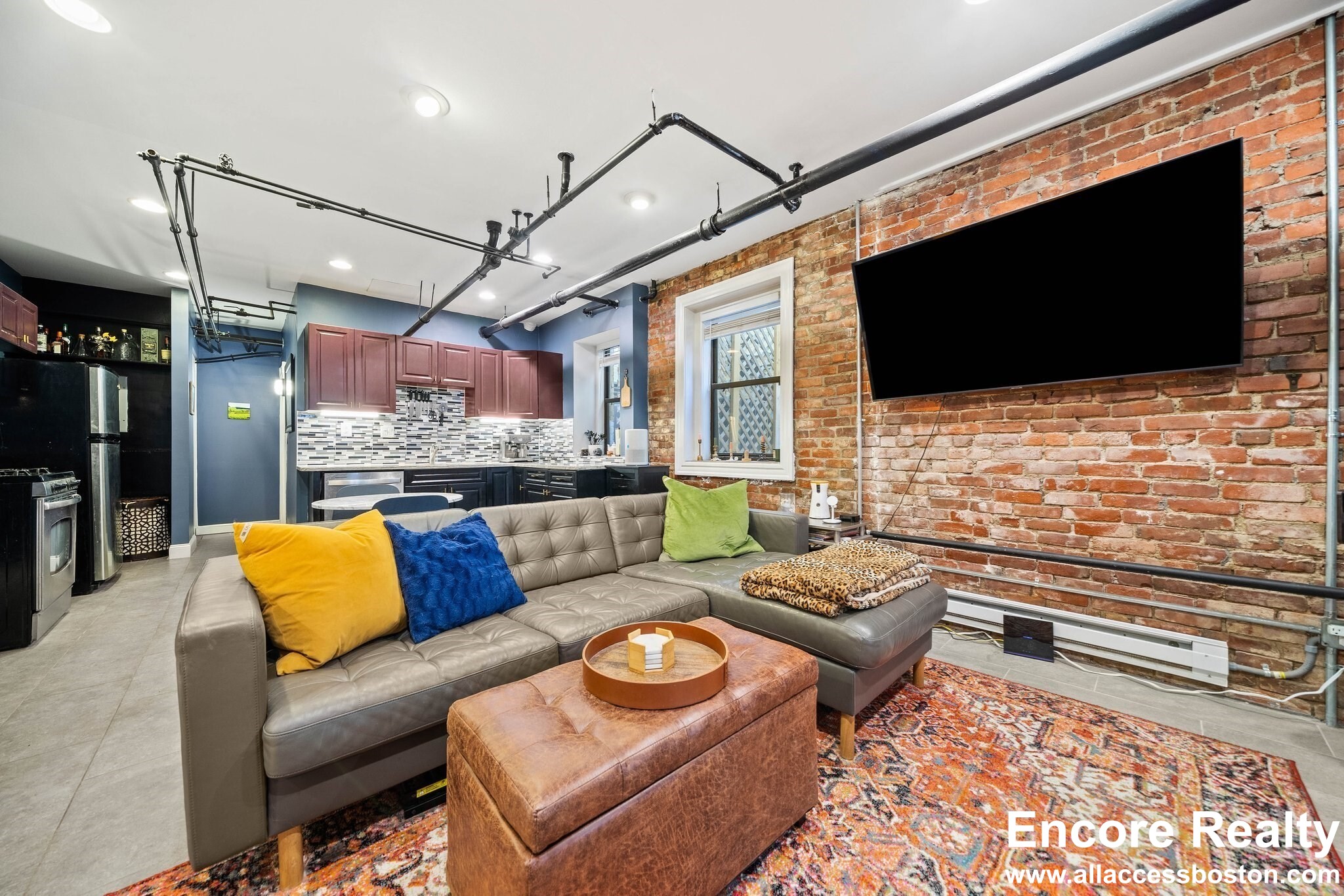 1038 Beacon St, Brookline
