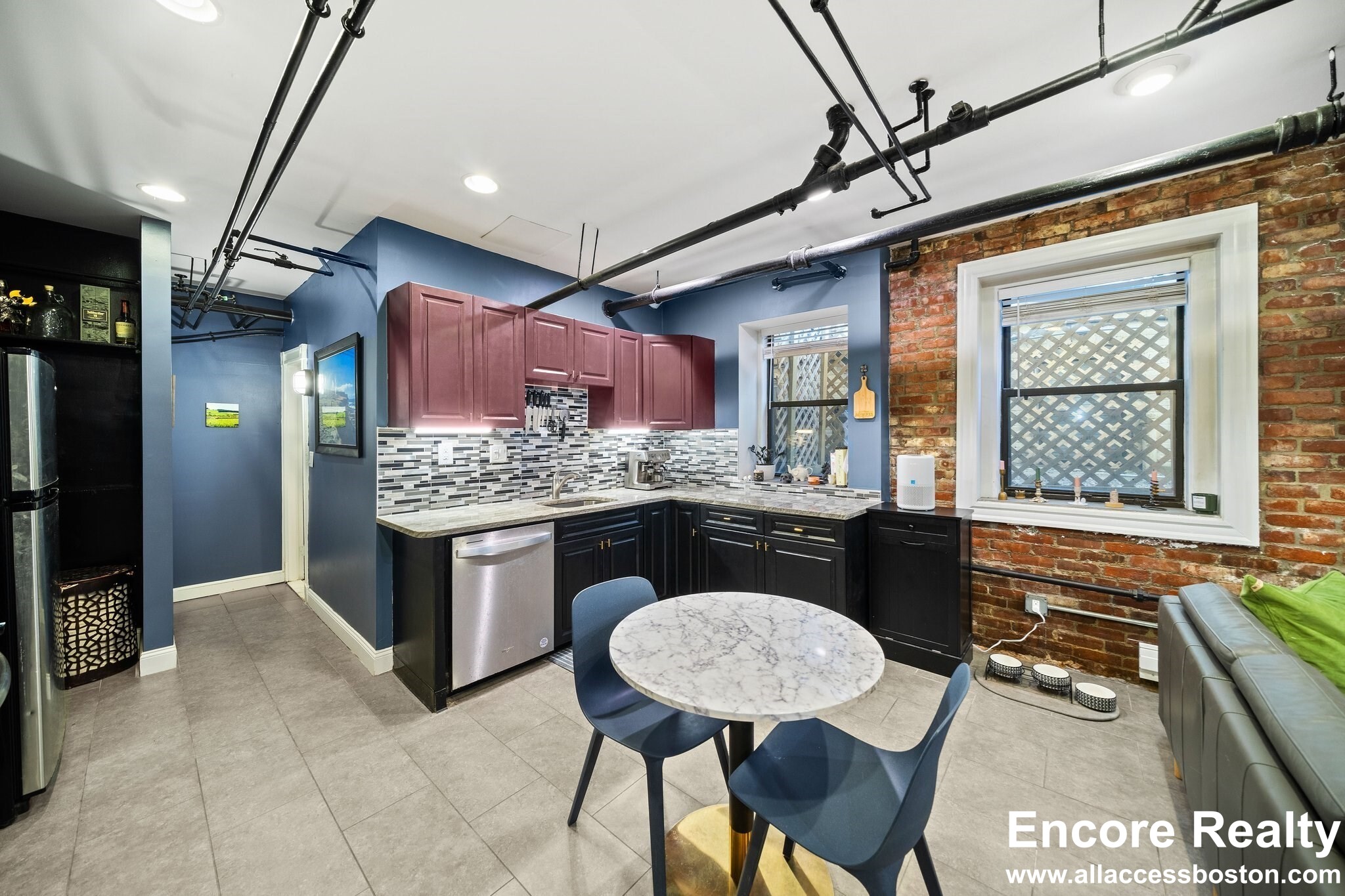 1038 Beacon St, Brookline