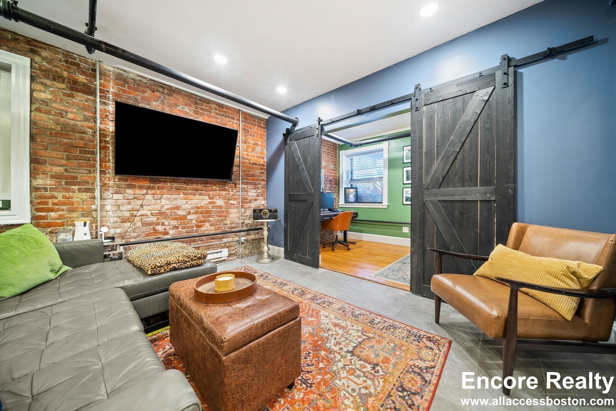 1038 Beacon St, Brookline