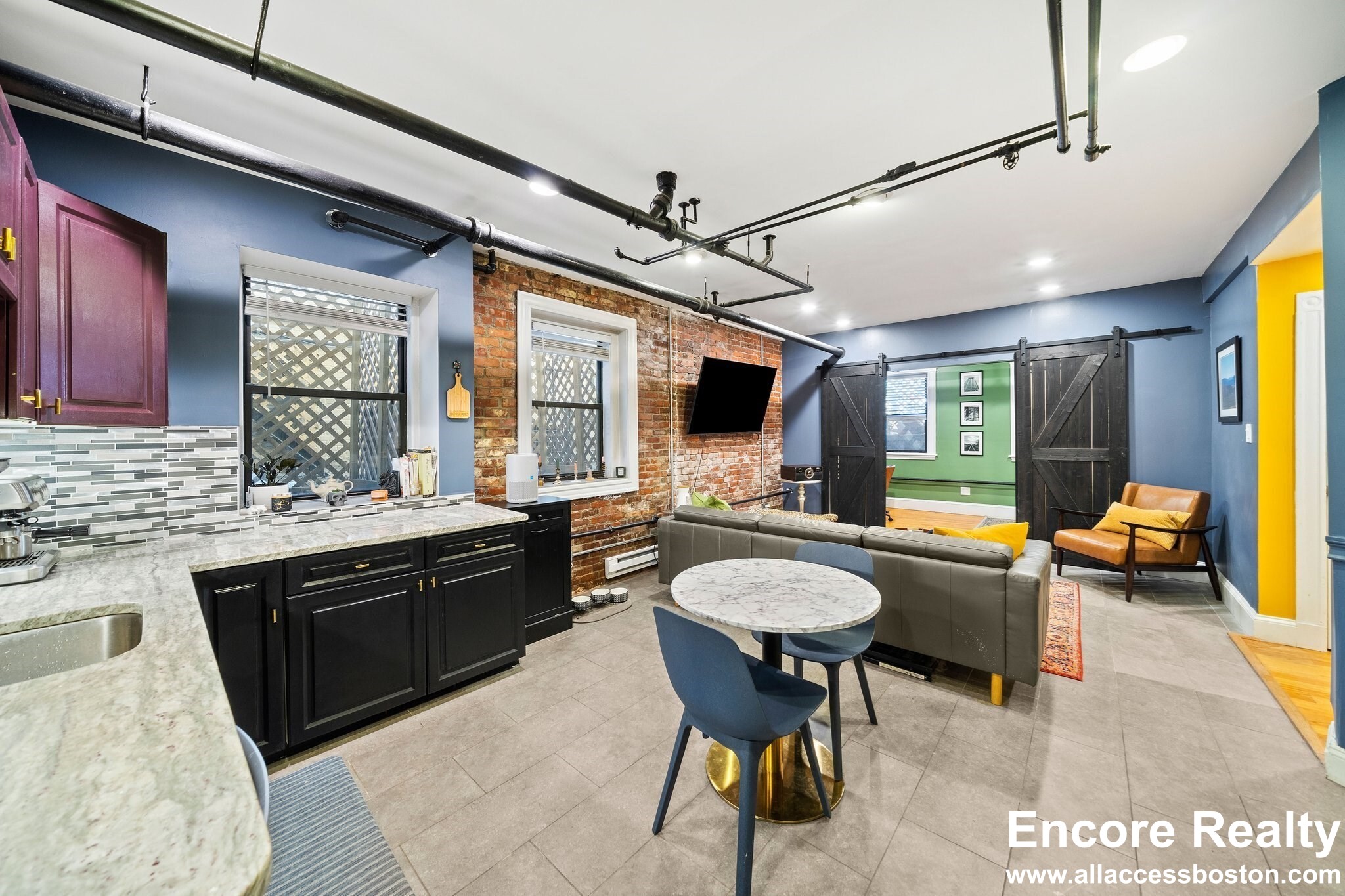 1038 Beacon St, Brookline