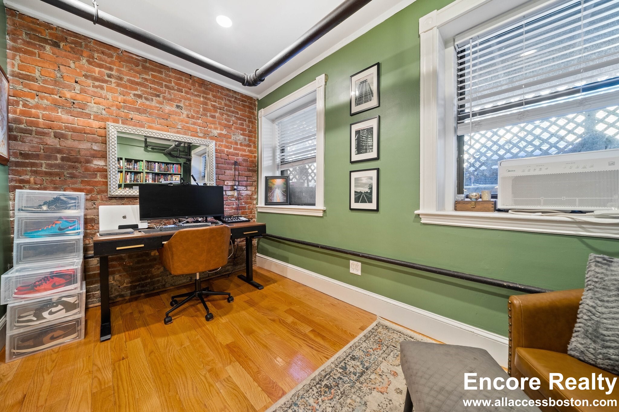 1038 Beacon St, Brookline
