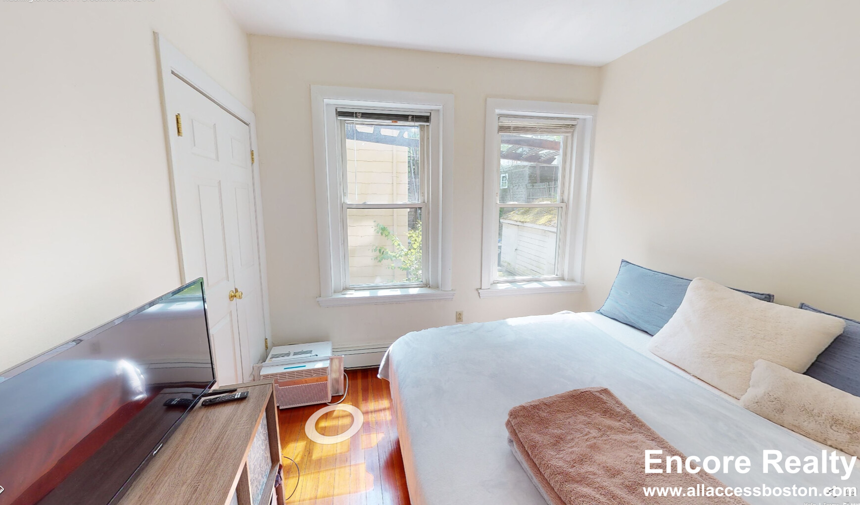 672 Washington St, Aspinwall Hill