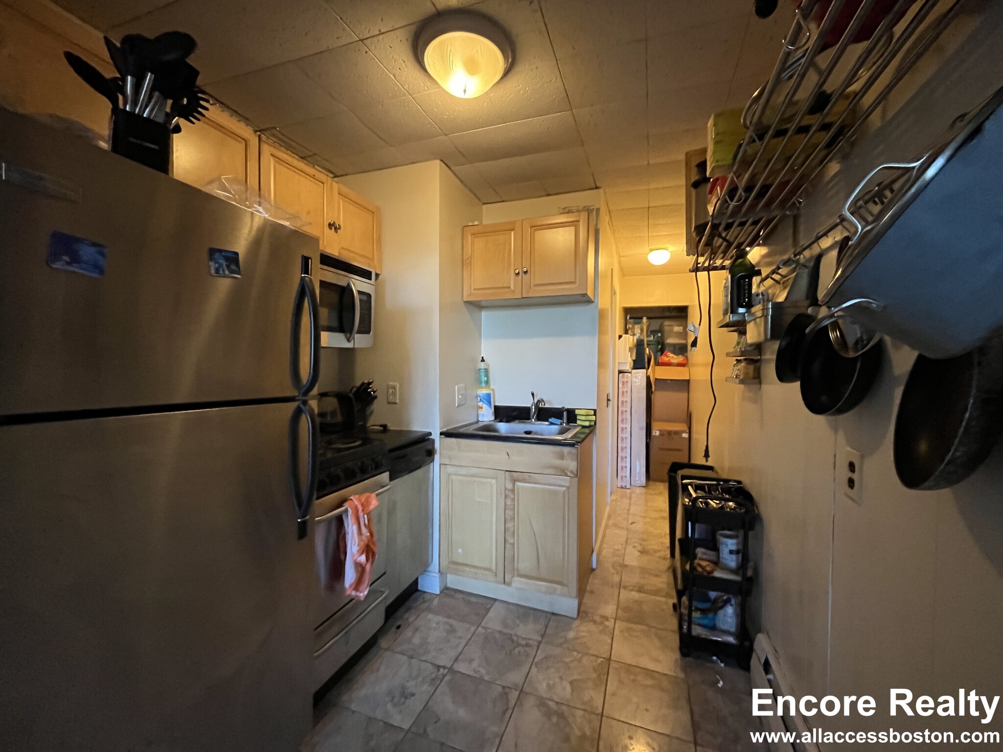 1063 Beacon St, Longwood