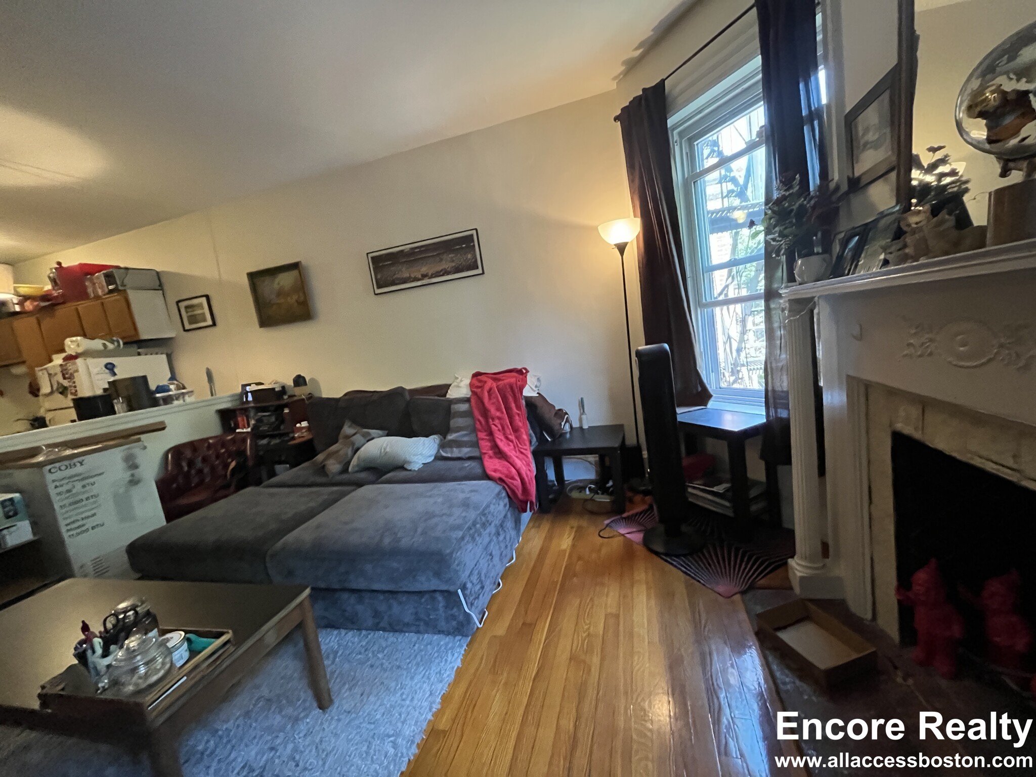 1071 Beacon St, Longwood