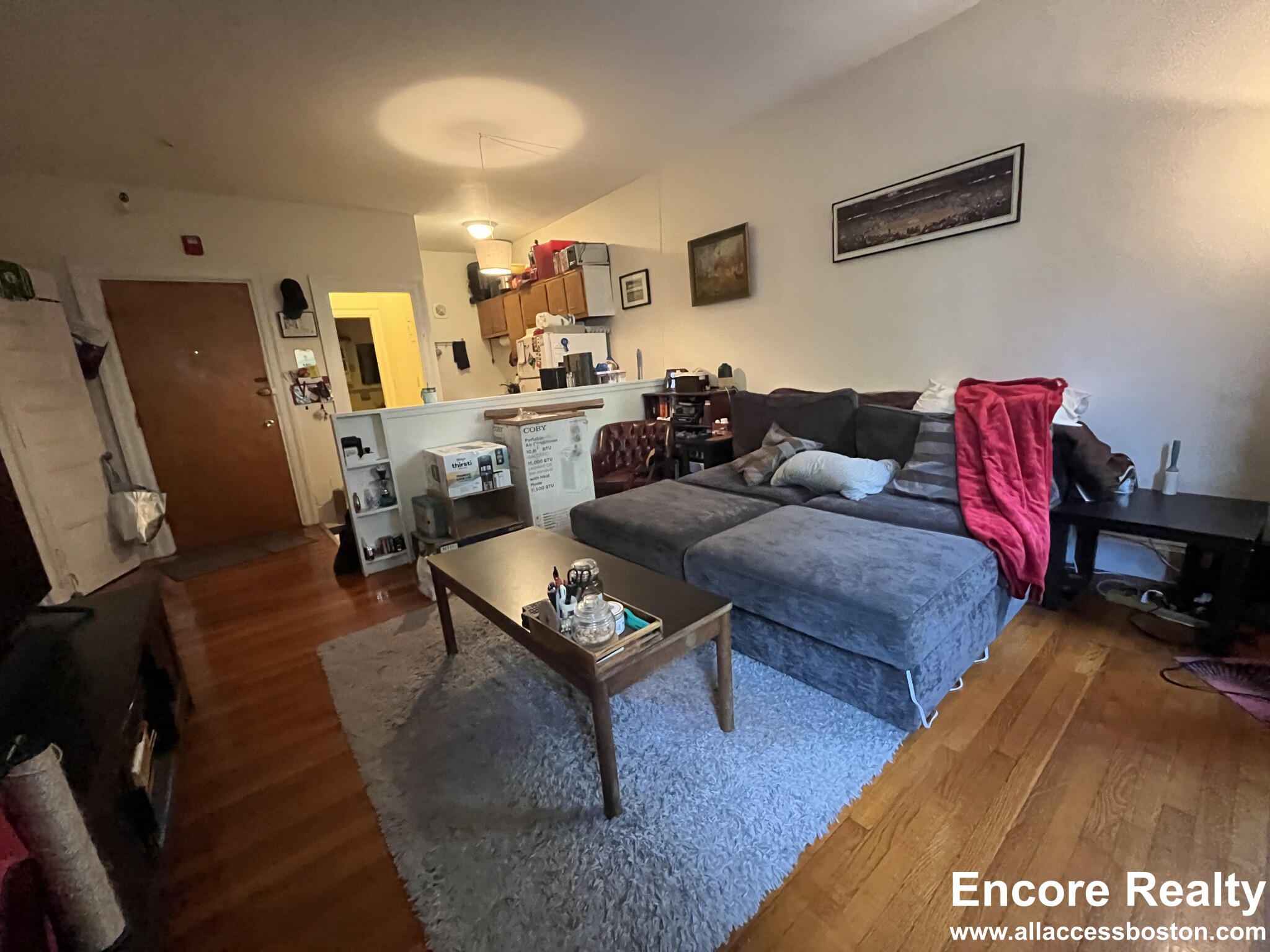 1071 Beacon St, Longwood