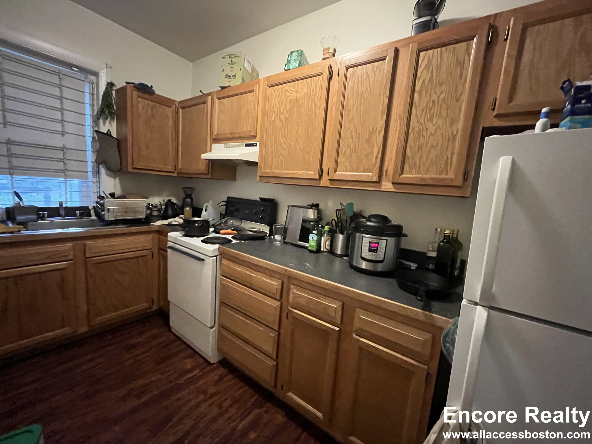 33 Lancaster Ter, Corey Hill