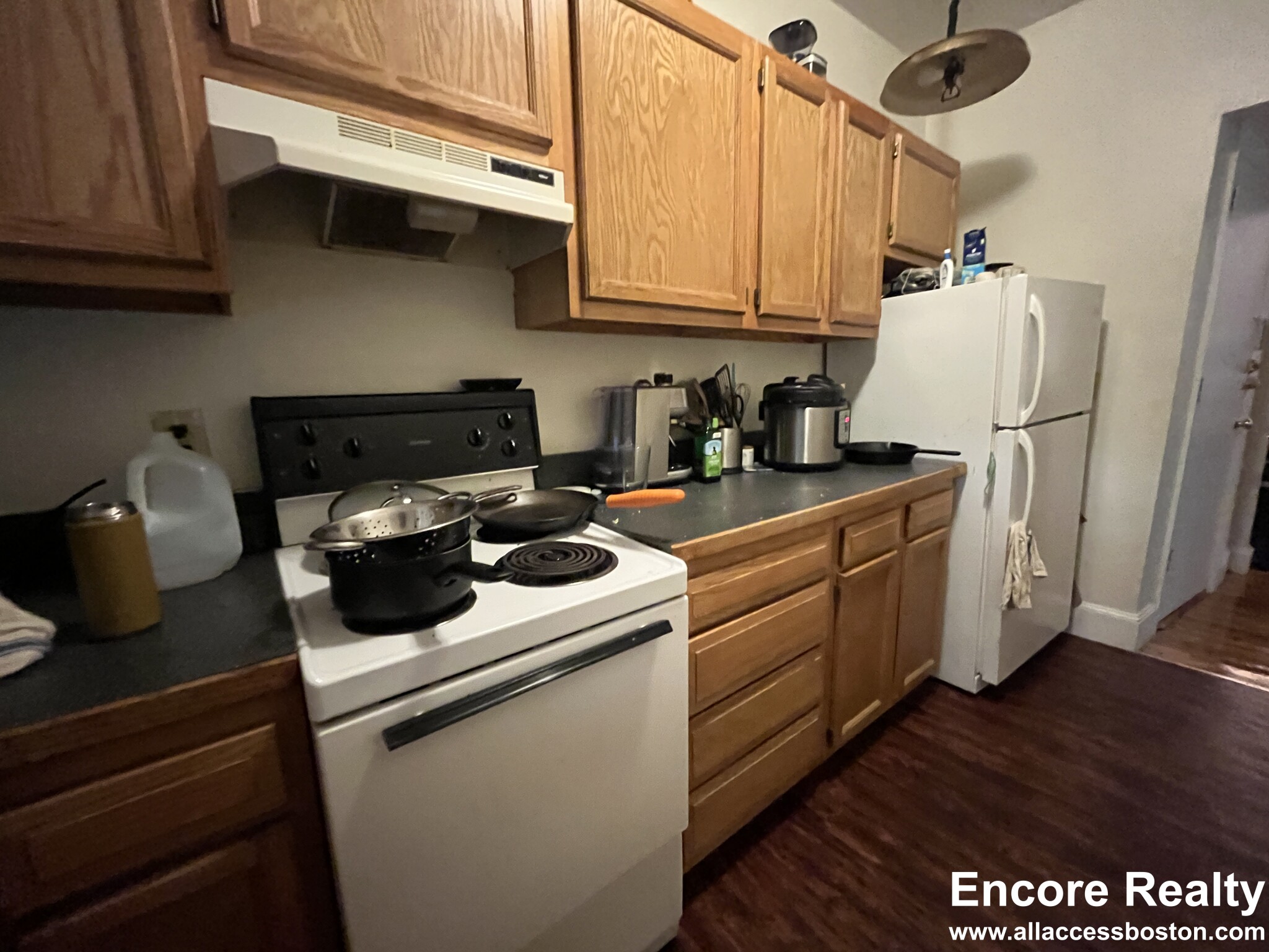 33 Lancaster Ter, Corey Hill