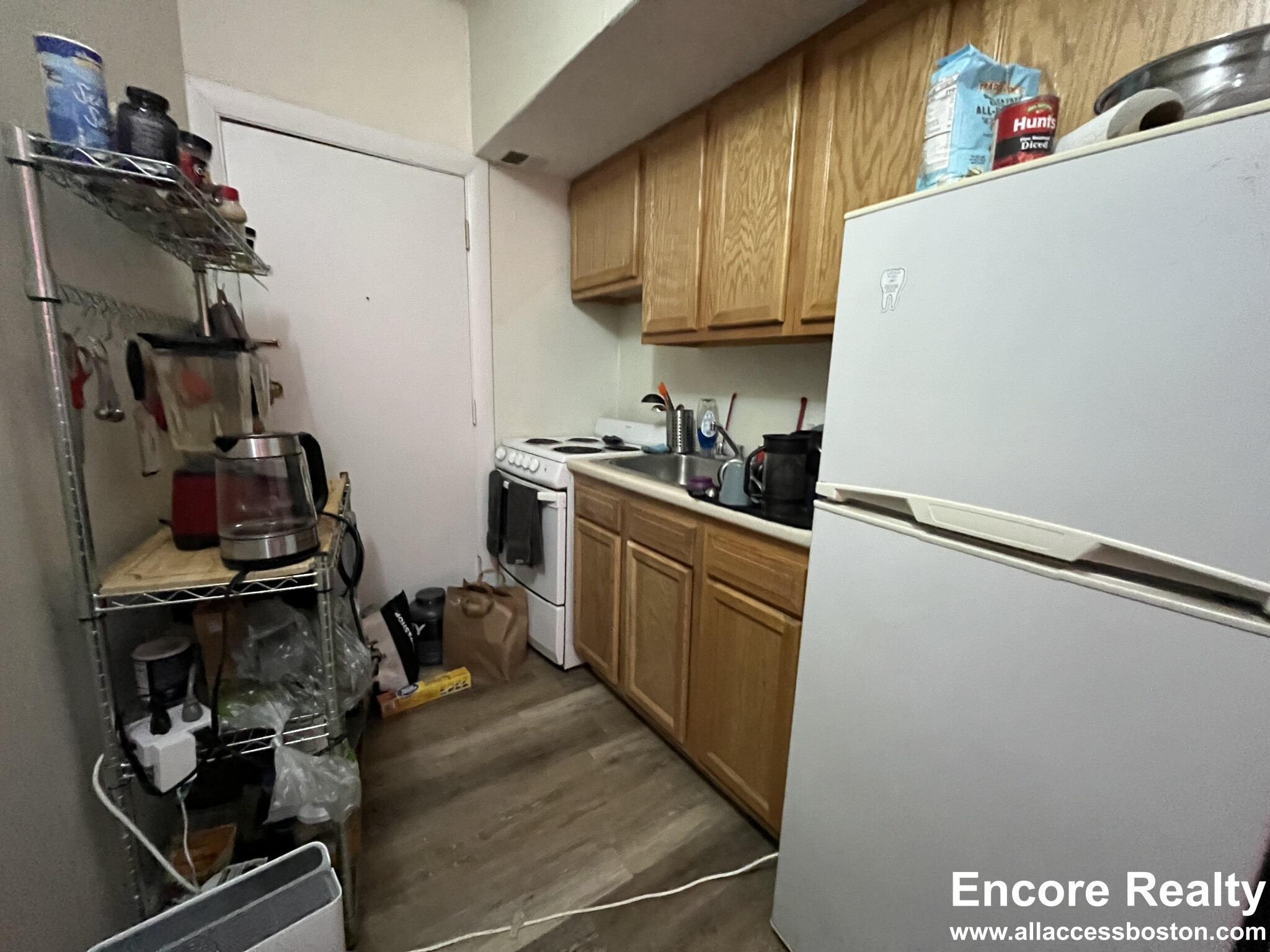 33 Lancaster Ter, Corey Hill