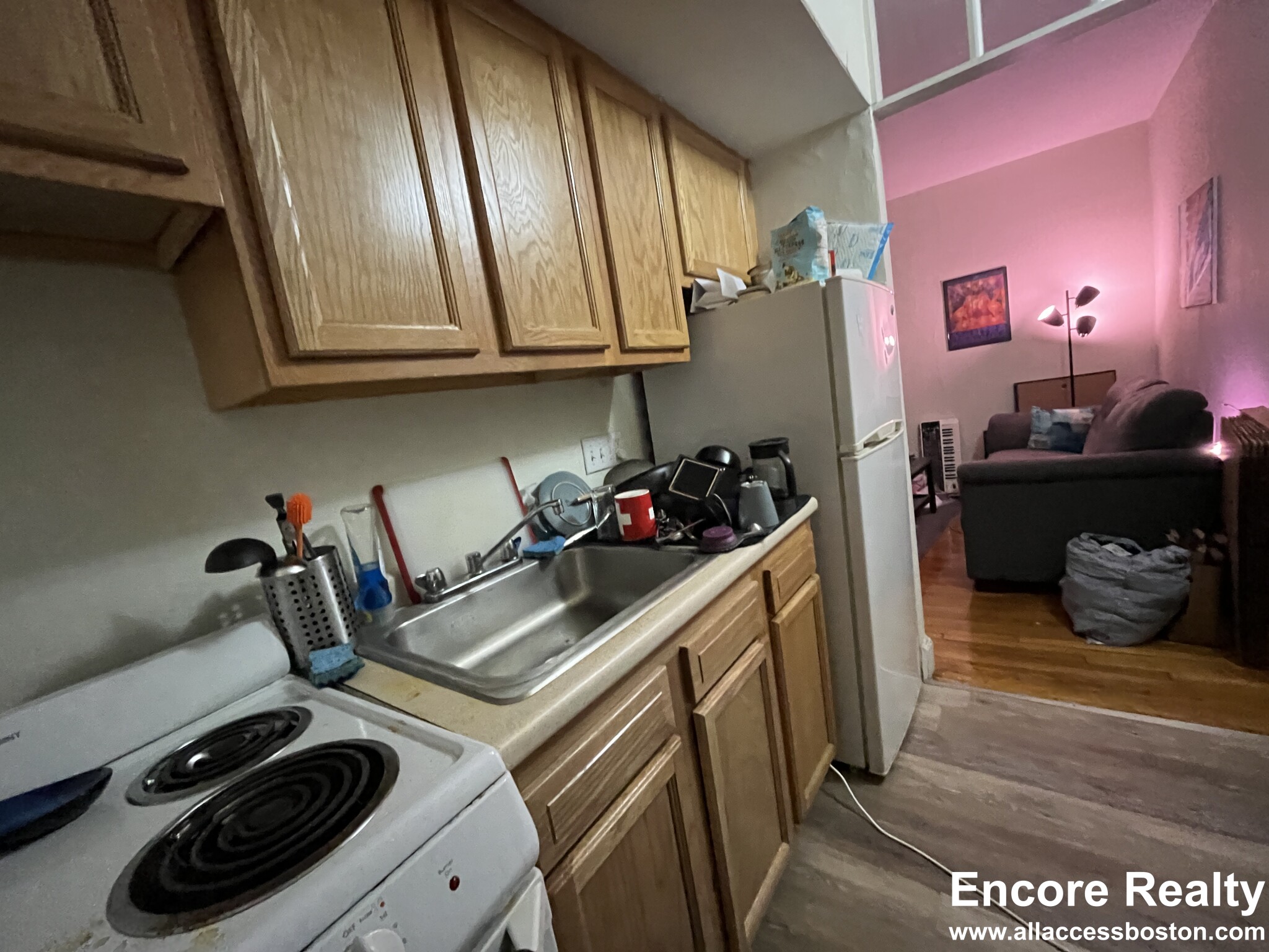 33 Lancaster Ter, Corey Hill