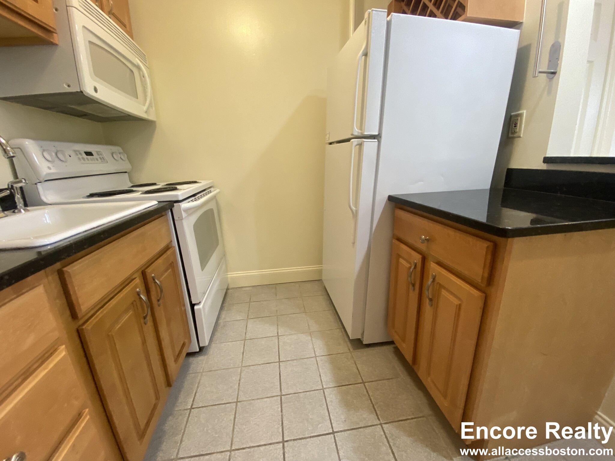 51 Queensberry St, Fenway