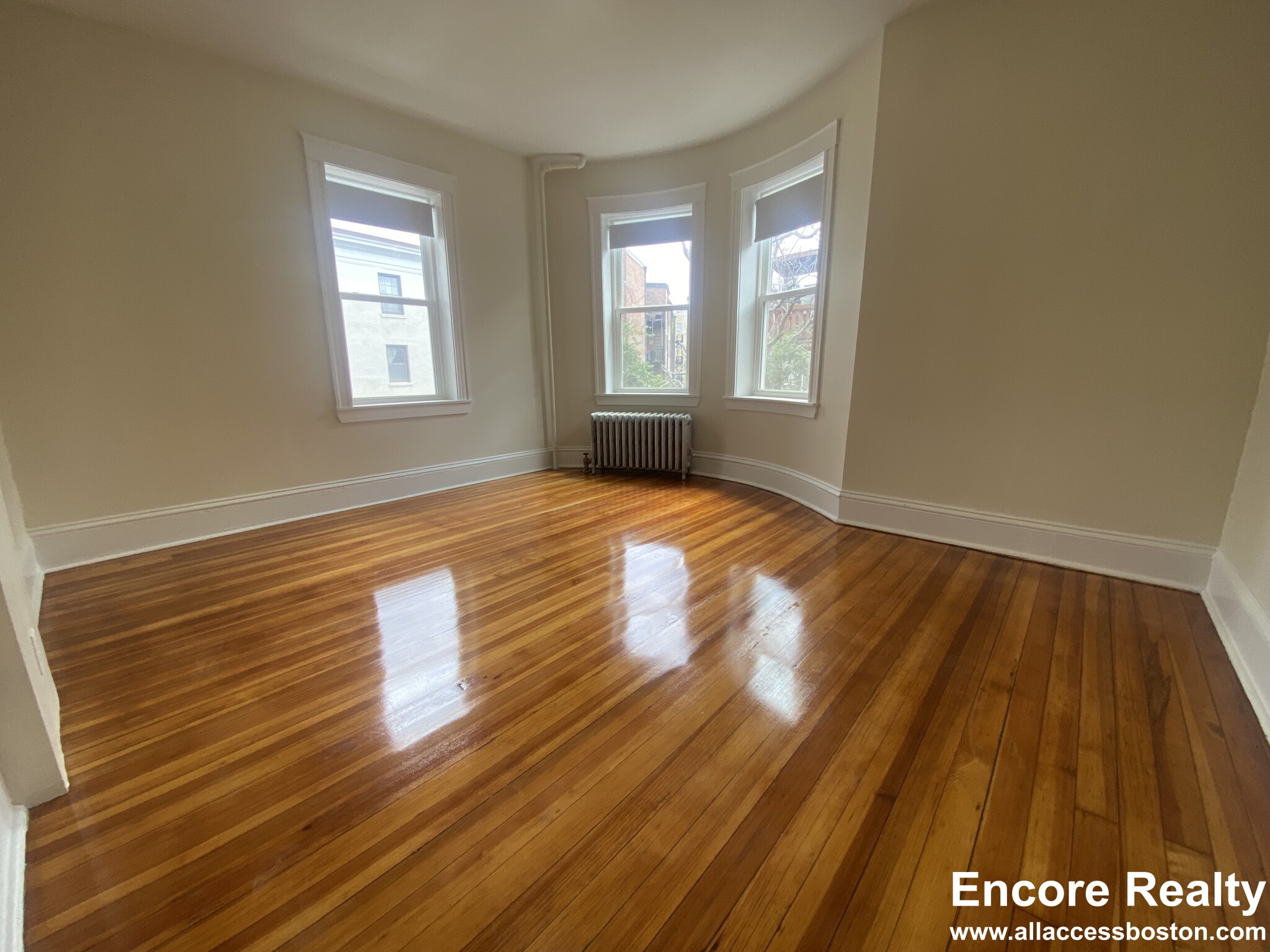 1375 Commonwealth Ave, Brighton