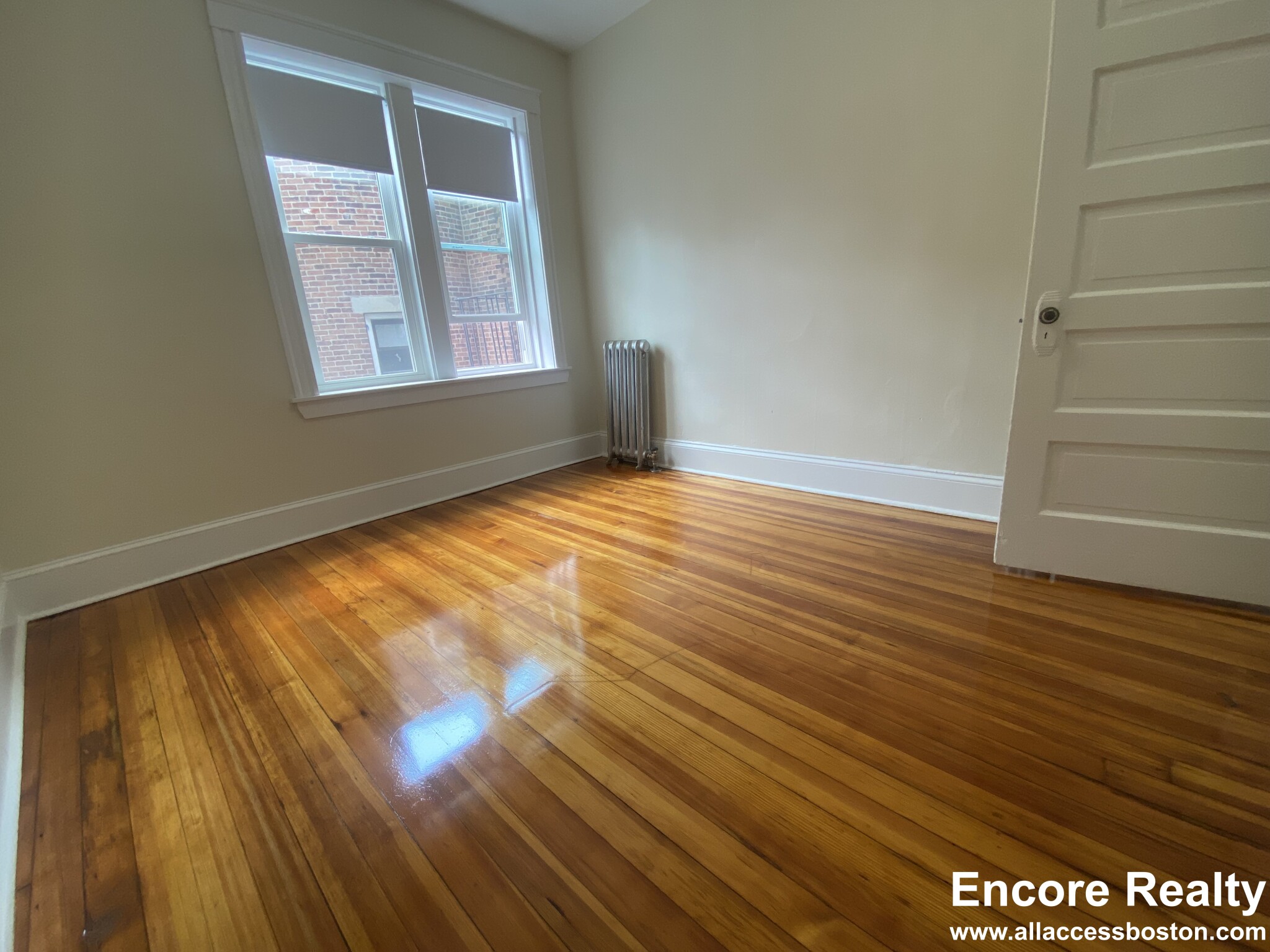 1375 Commonwealth Ave, Brighton