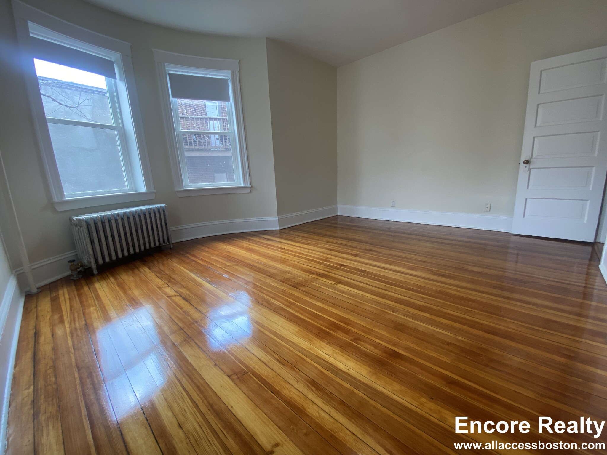 1375 Commonwealth Ave, Brighton