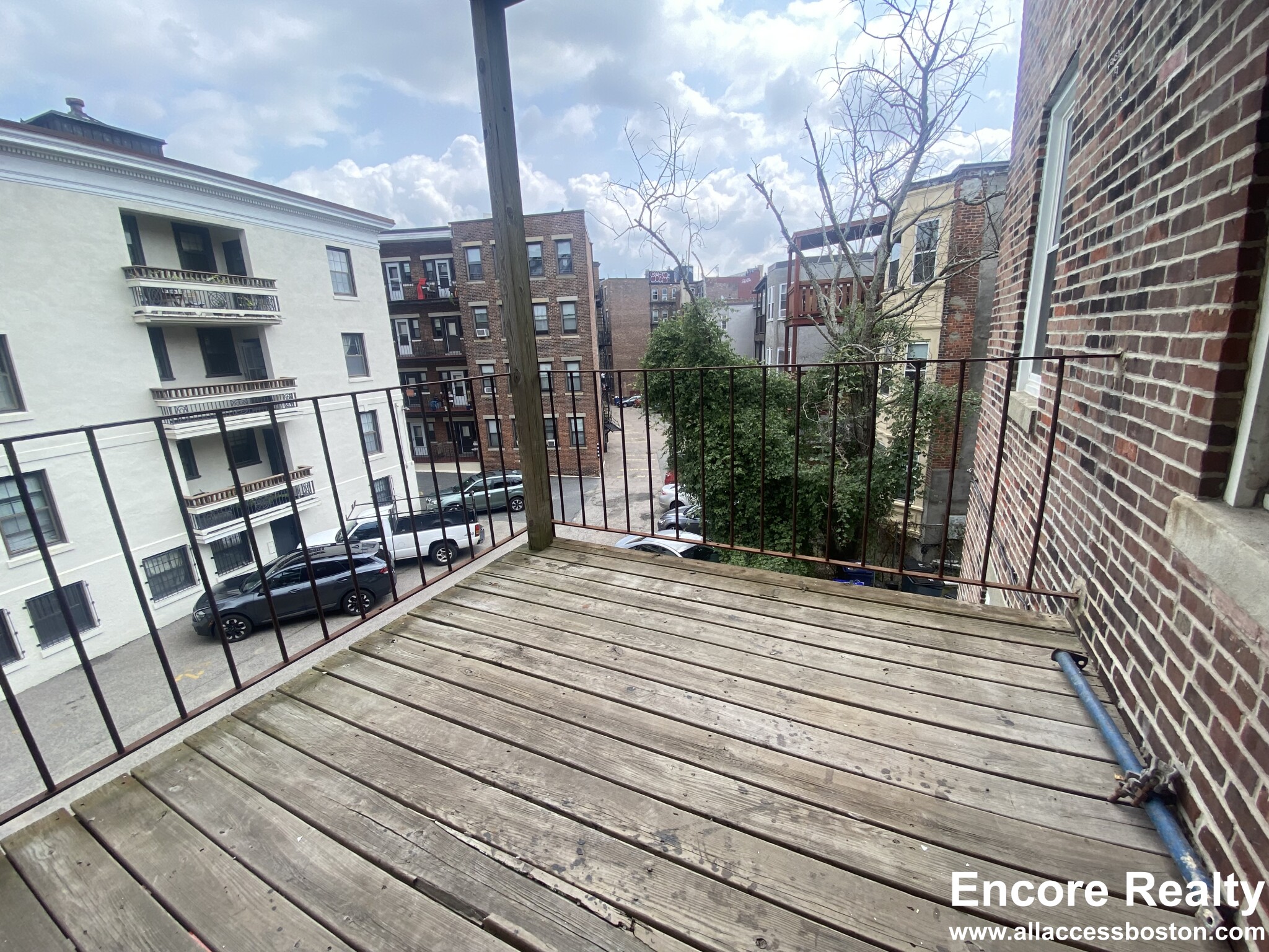 1375 Commonwealth Ave, Brighton