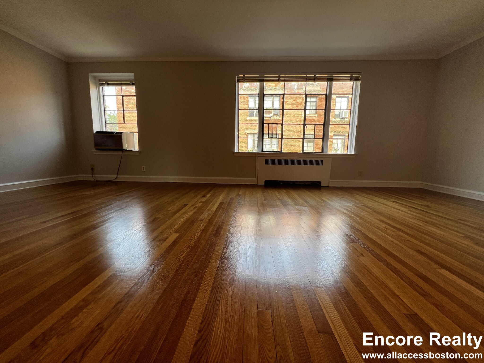 89 Longwood Ave, Coolidge Corner