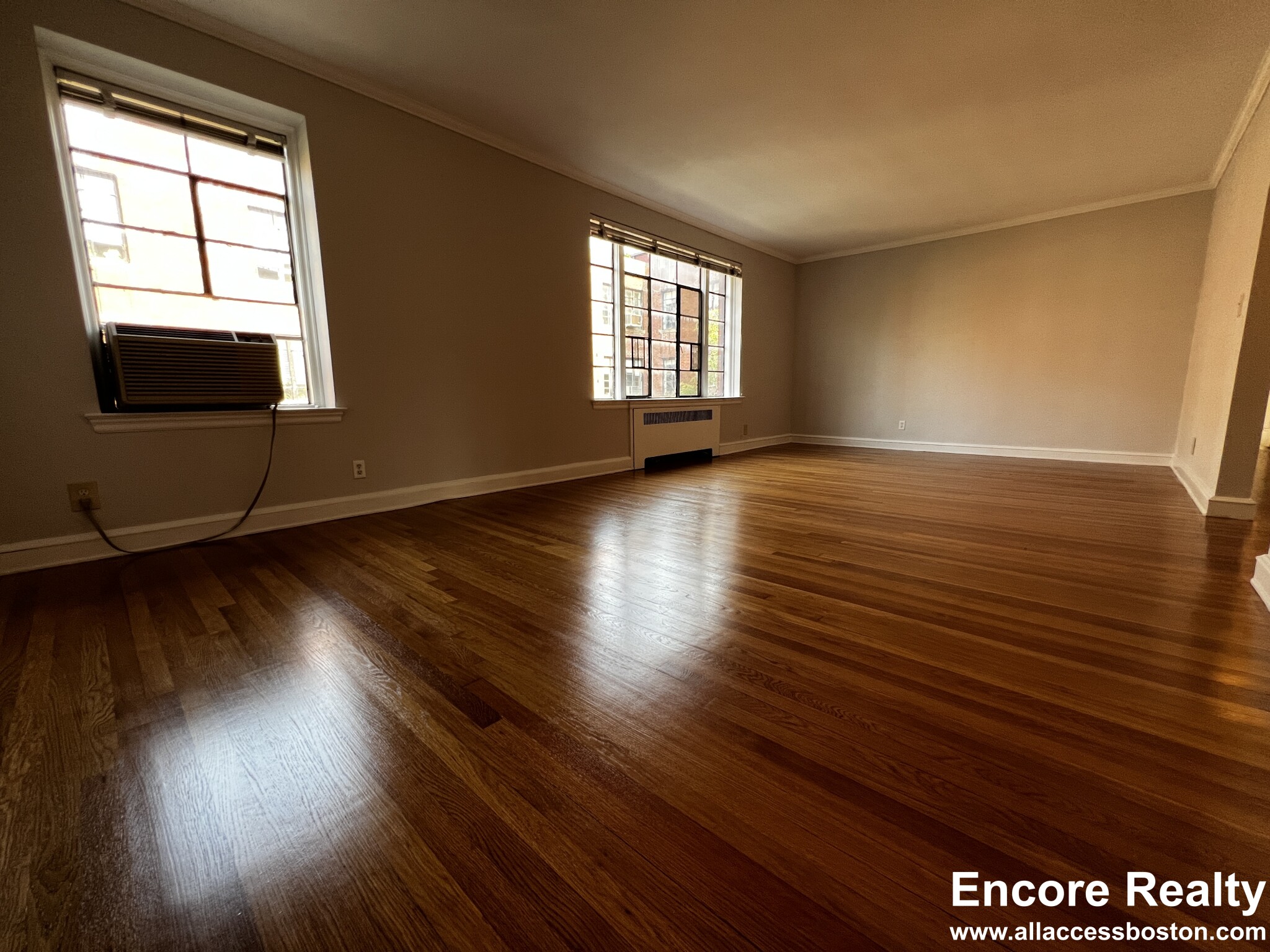 89 Longwood Ave, Coolidge Corner