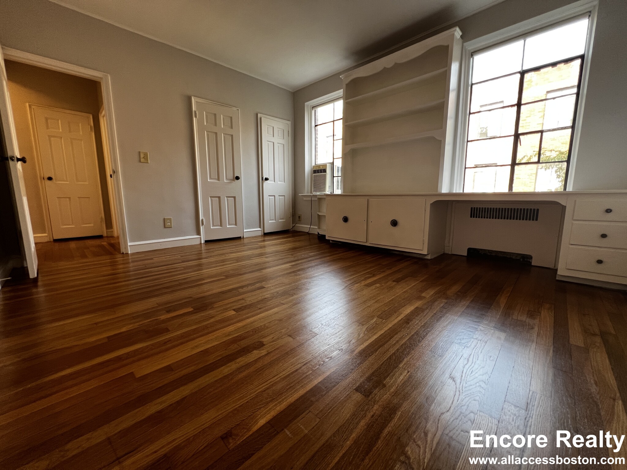 89 Longwood Ave, Coolidge Corner