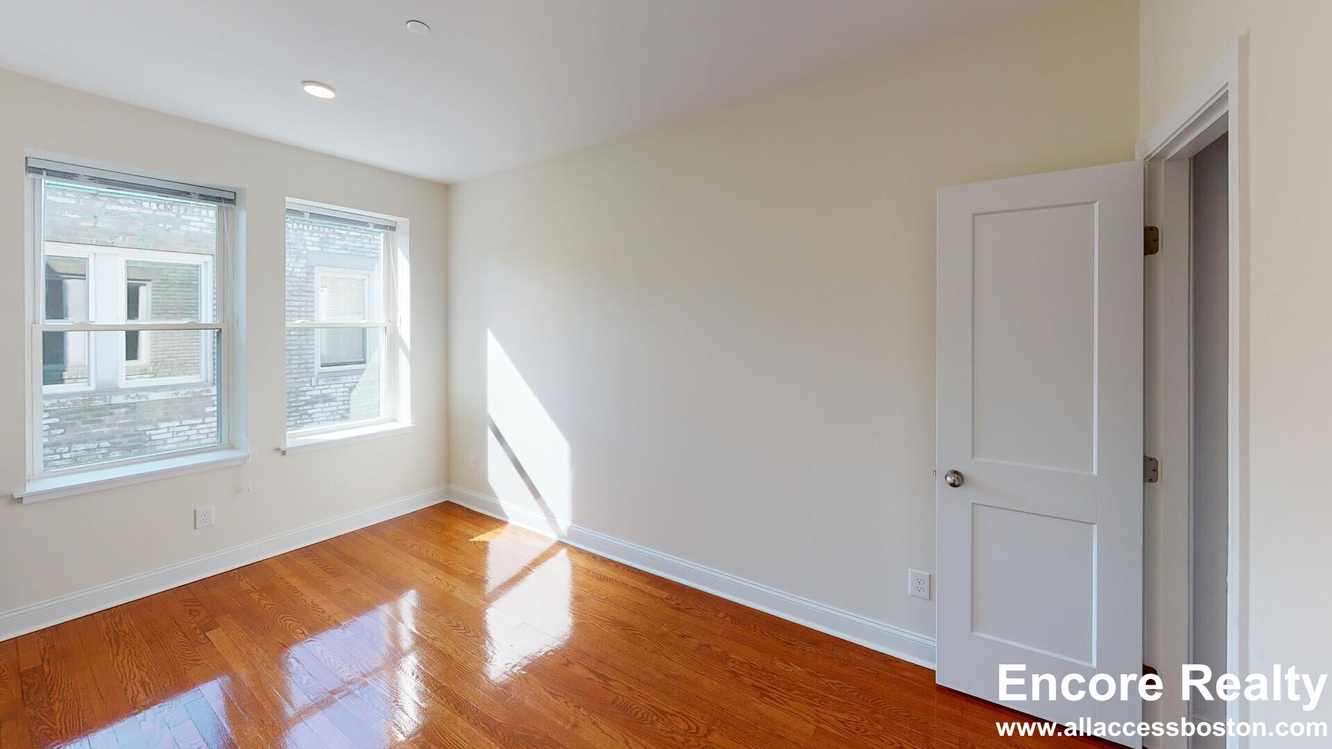 123 Sutherland Rd, Brighton