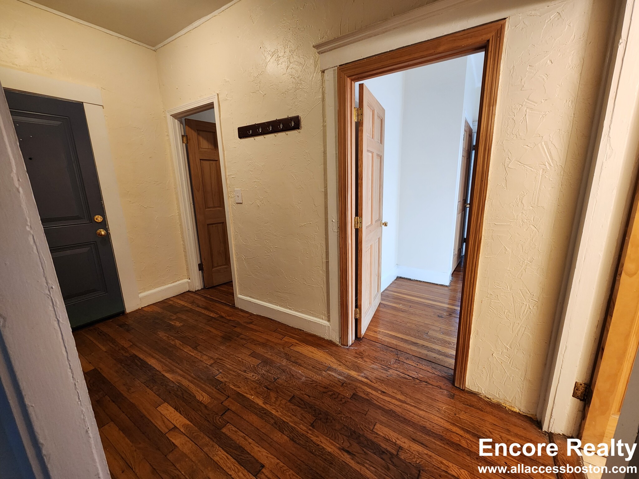 248 Kelton St, Allston