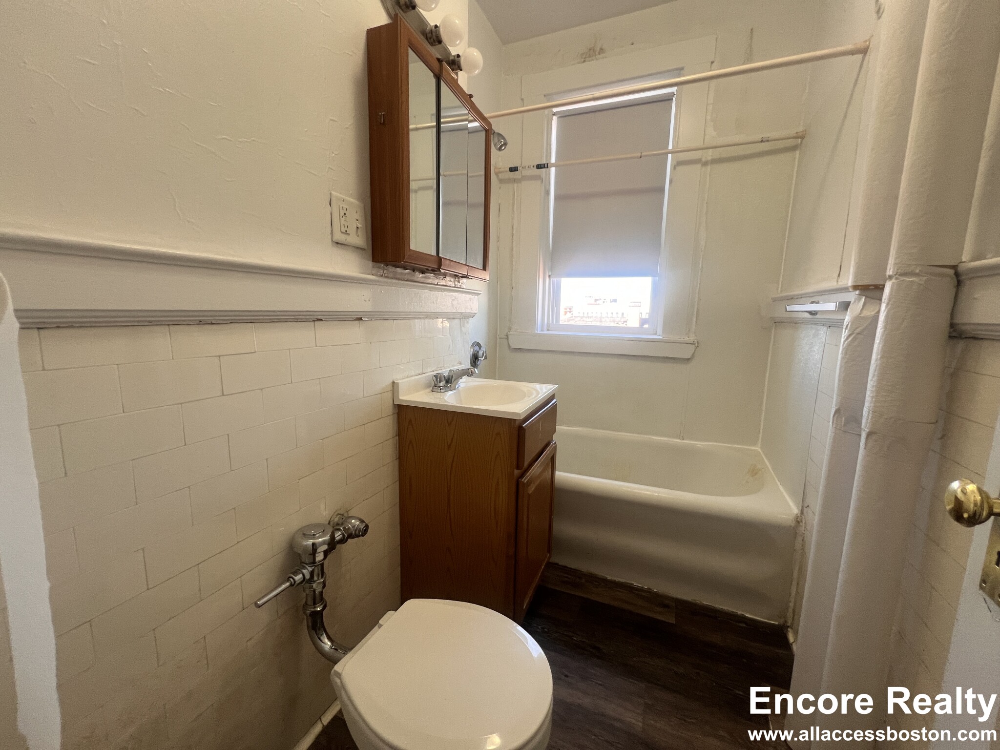 1167 Boylston St, Fenway