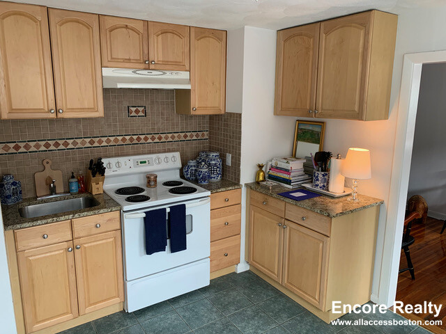 34 Charter St, North End