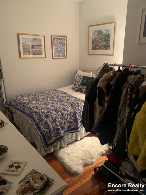 34 Charter St, North End