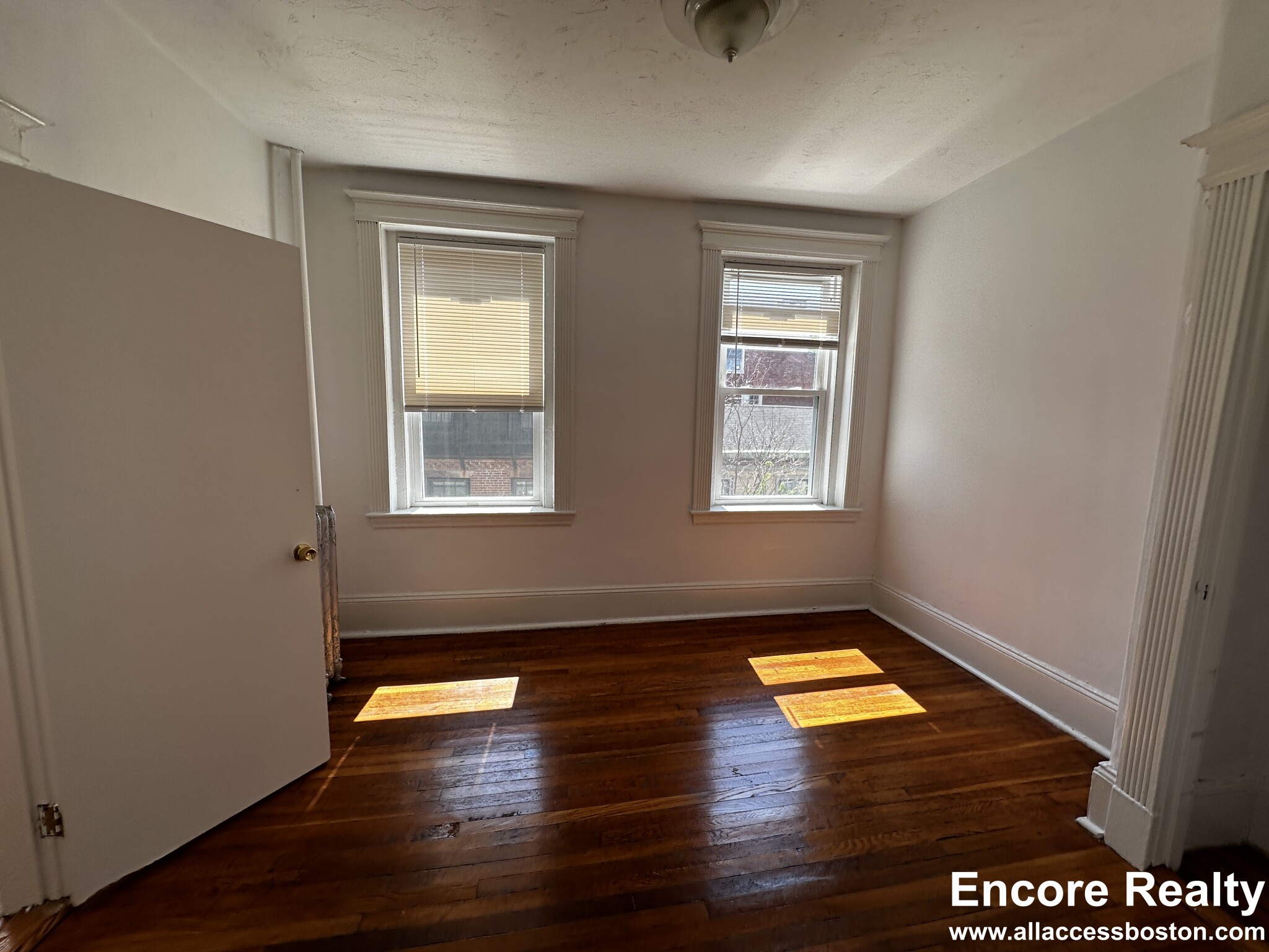 7 Myrtle St, Beacon Hill